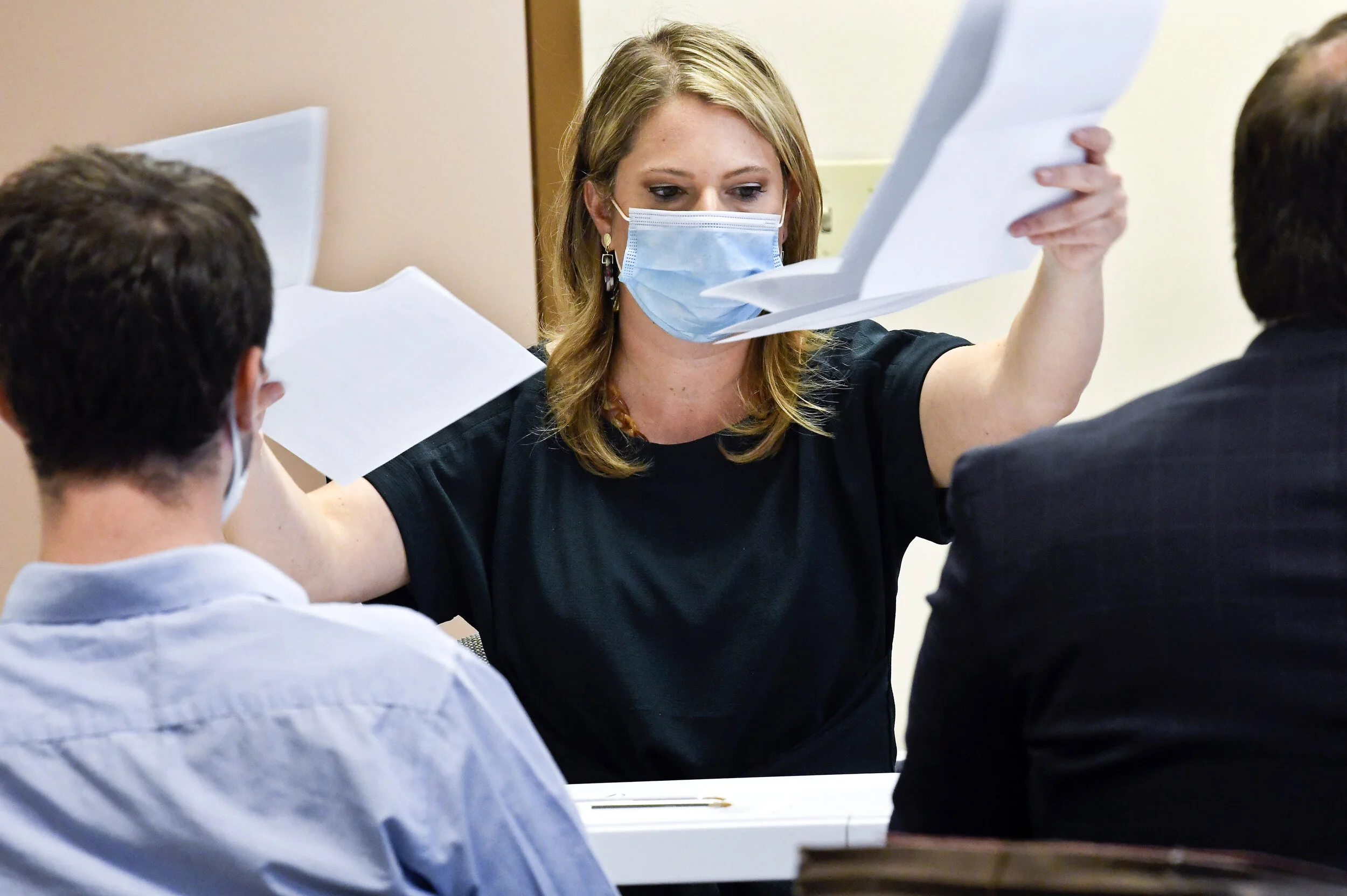New York will keep counting absentee ballots after BOE drops appeal to judge's ruling