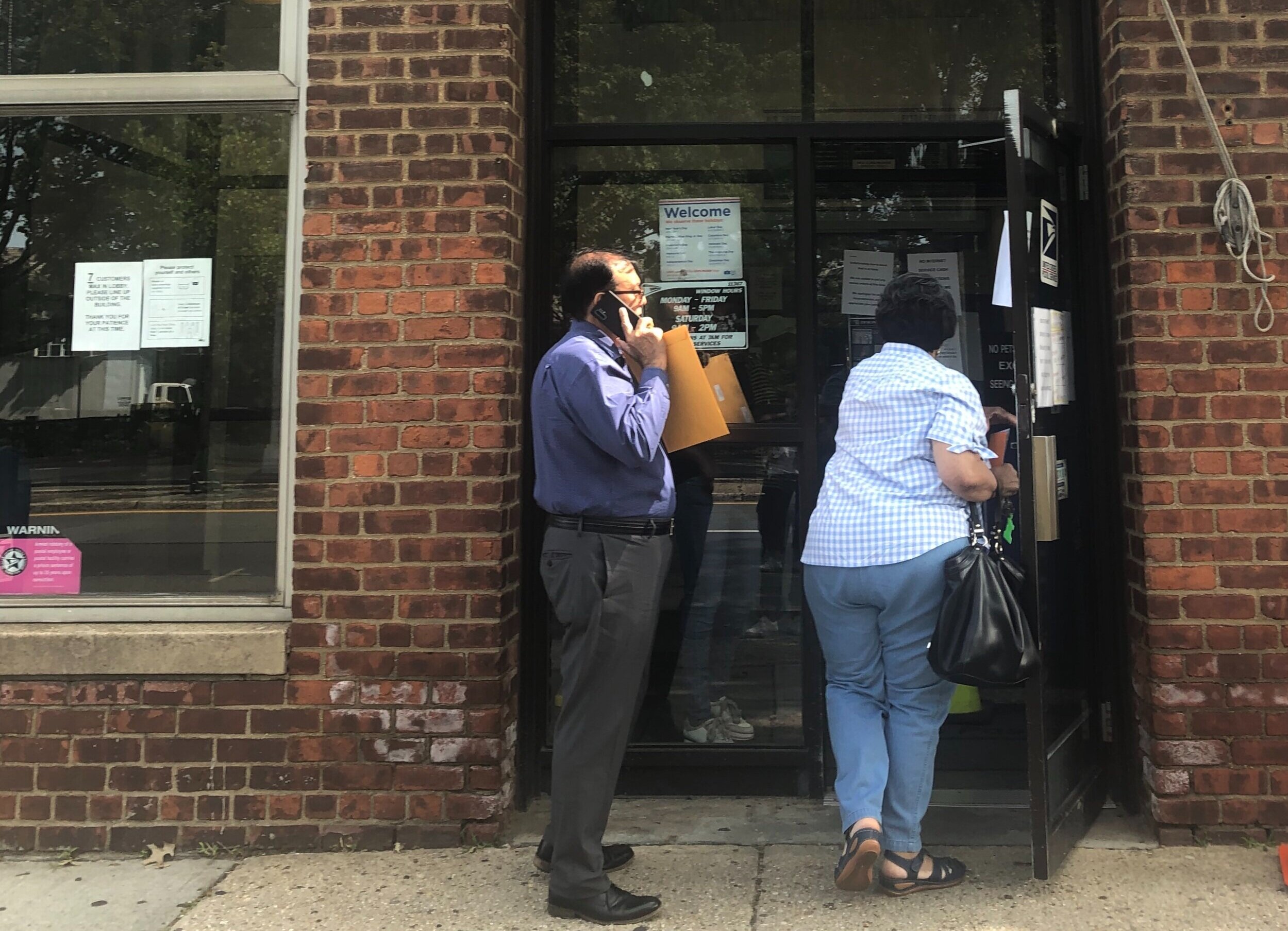 Internet access is back at Kew Gardens Hills Post Office following Eagle report