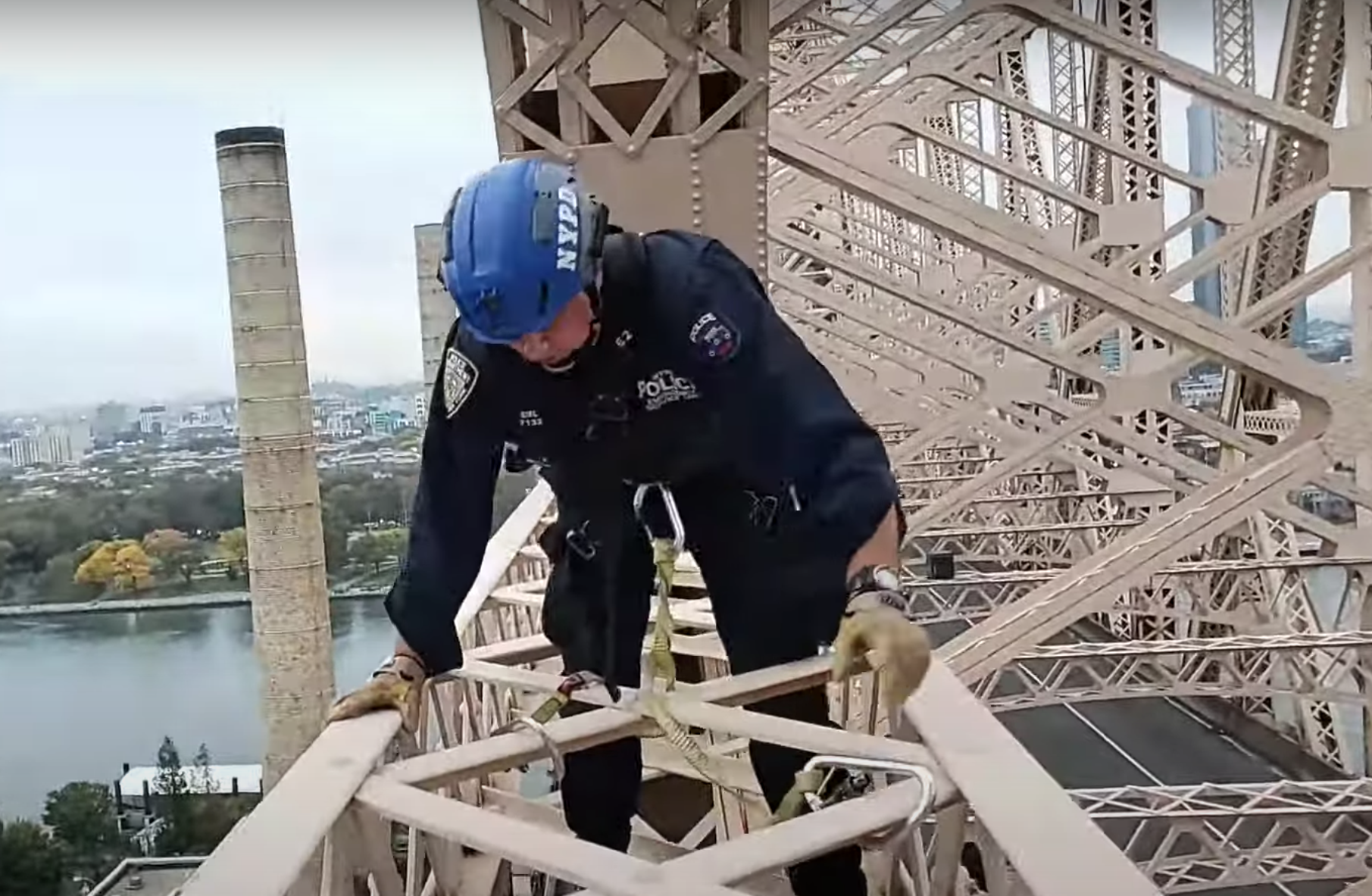 Teen arrested atop Queensboro Bridge during social media stunt