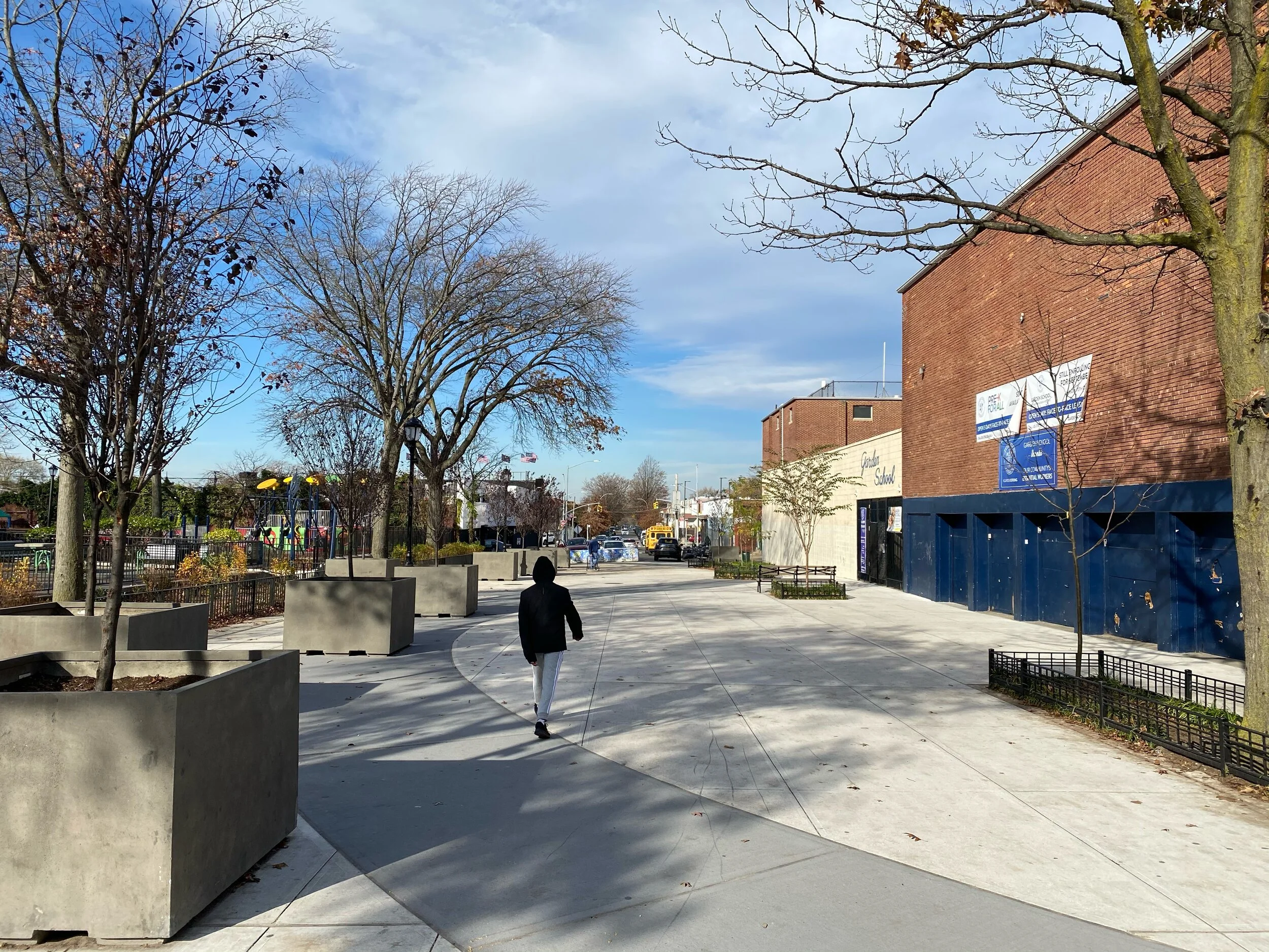 Mobile COVID test sites still not open in Queens, despite massive lines elsewhere