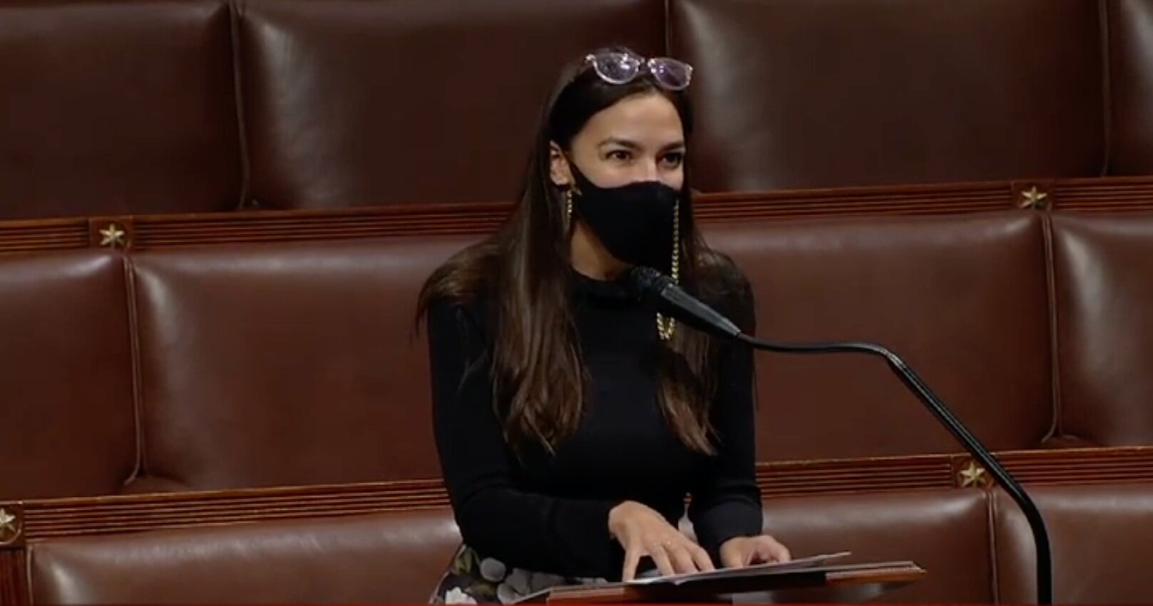 AOC honors 100th Anniversary of Jackson Heights Jewish Center on House floor 