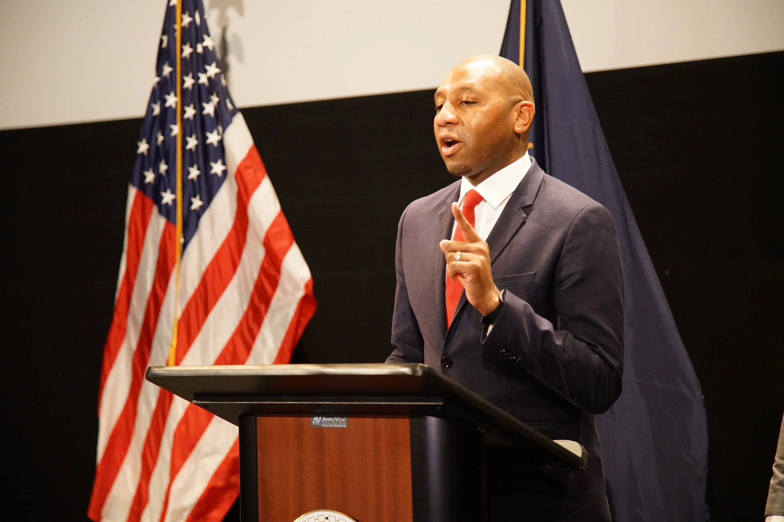 Bikes, buses &amp; business: Queens BP Richards outlines policy and funding plans