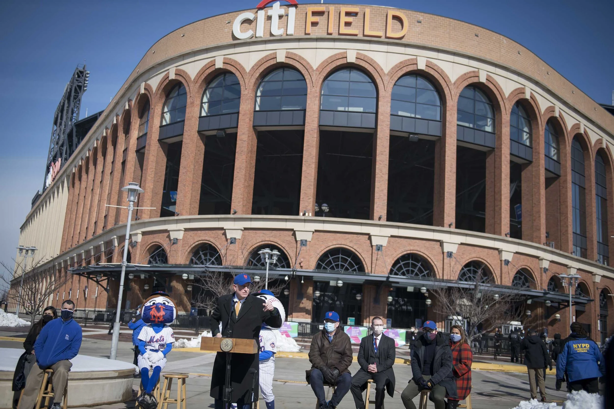 Non-Queens residents turned away from Citi Field vaccine site despite directive from NYC hospital system
