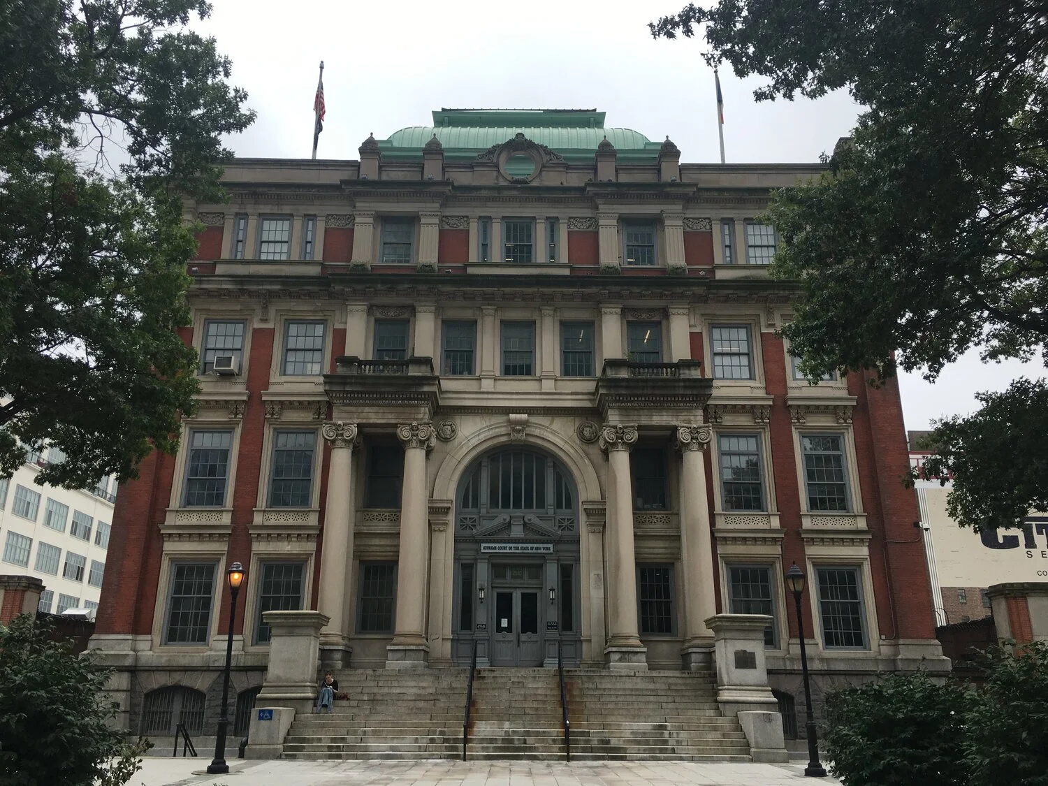 Jury trials resume in Queens, as court system attempts return to normalcy 