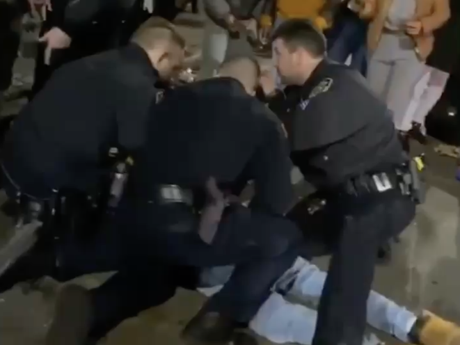 Queens DA declines to prosecute cop who appeared to kneel on man’s neck