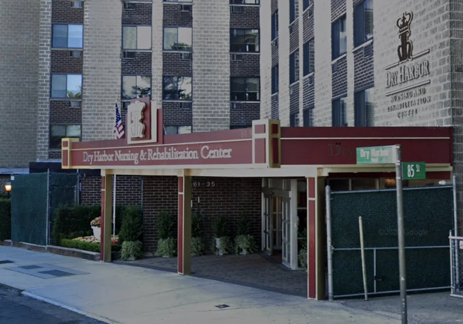 Nursing homes see rise in empty beds 