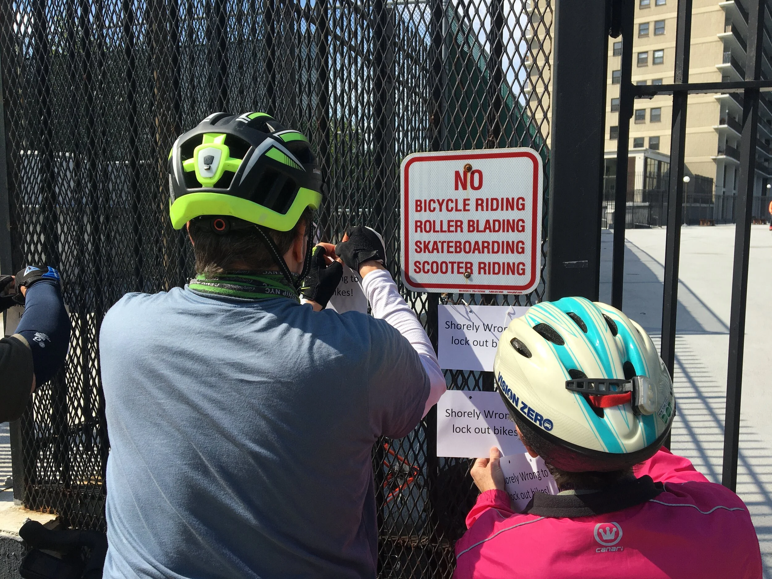 Queens cyclists fight for right to use Astoria greenway