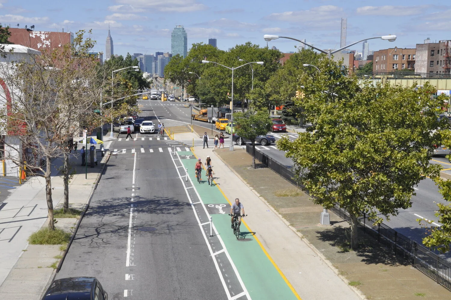 DOT begins construction on final stretch of Queens Blvd. bike lane