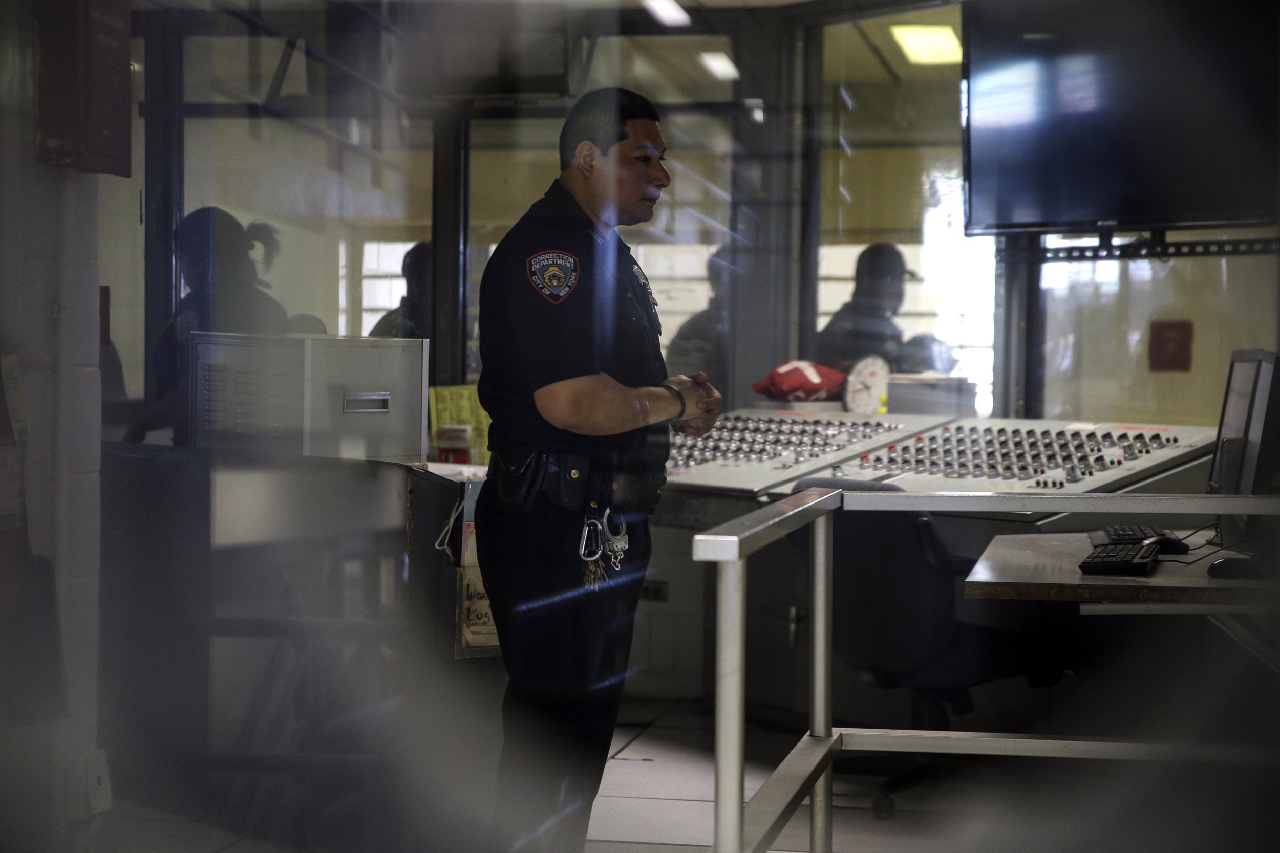 Time to get to work on Rikers, monitor says