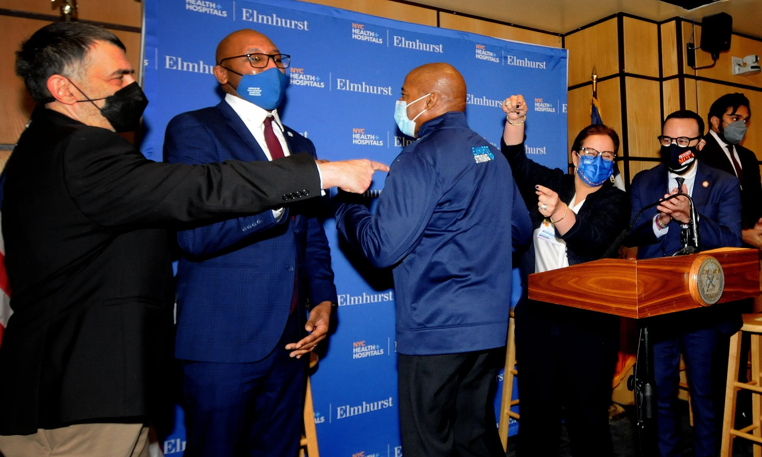 Adams announces hospital plan at Elmhurst