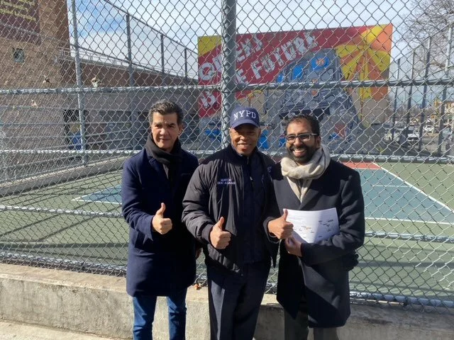 Mayor visits Jackson Heights open street