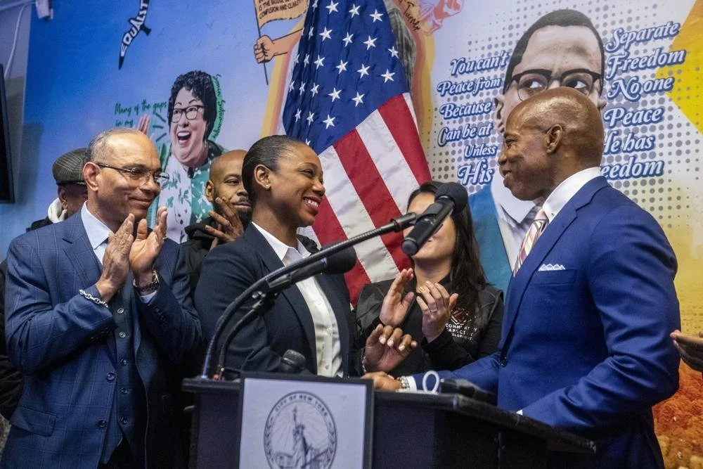 NYPD brass defends mayor’s gun plan