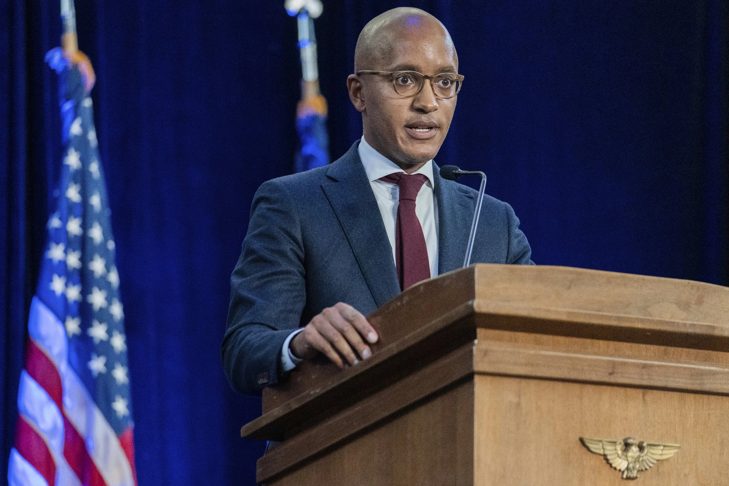 U.S. attorney threatens federal takeover of Rikers