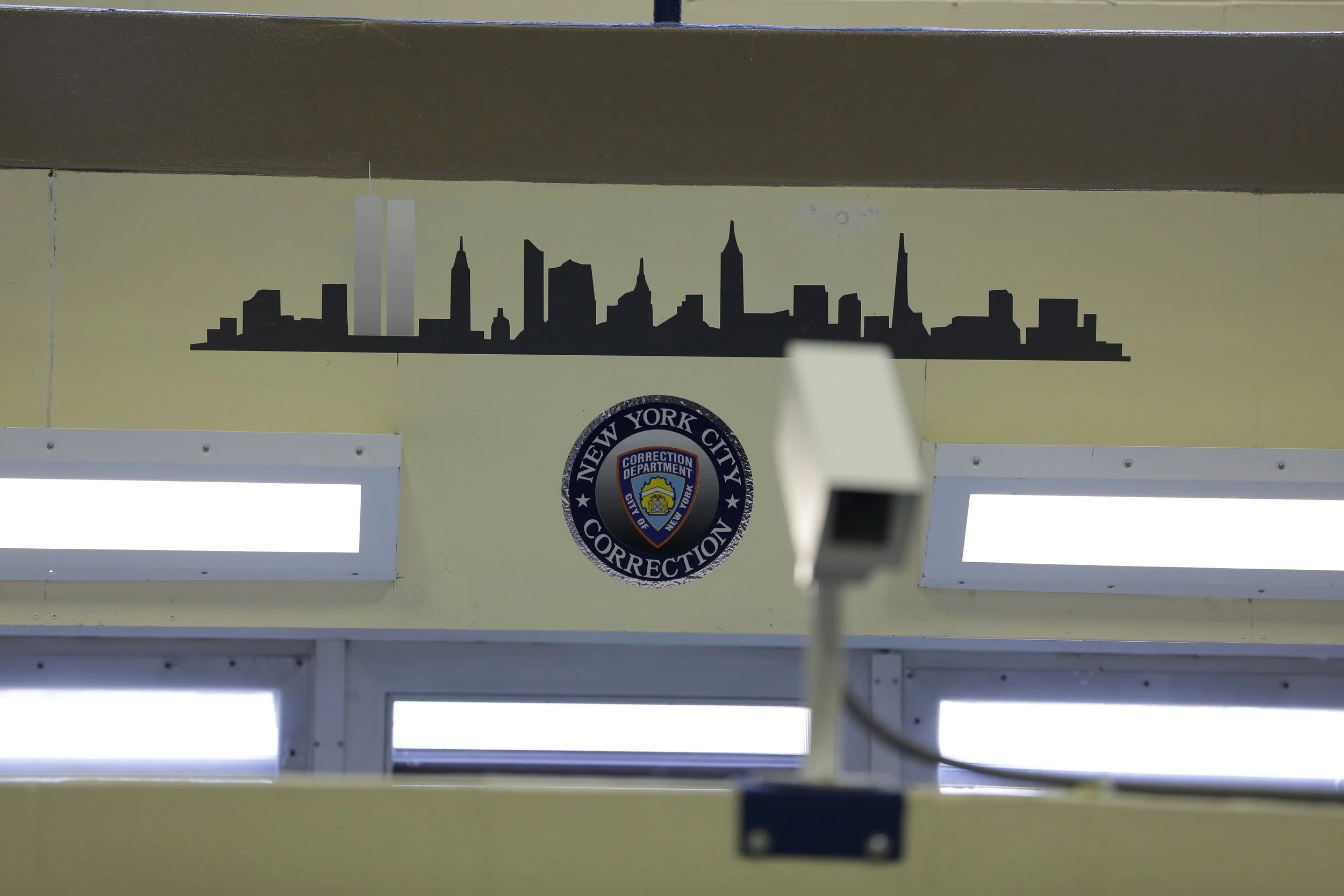 Federal receivership won’t come yet, city given time to measure Rikers fixes