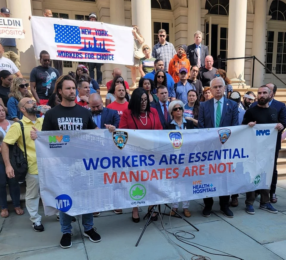 Queens pols call for end to city workers vax mandate 
