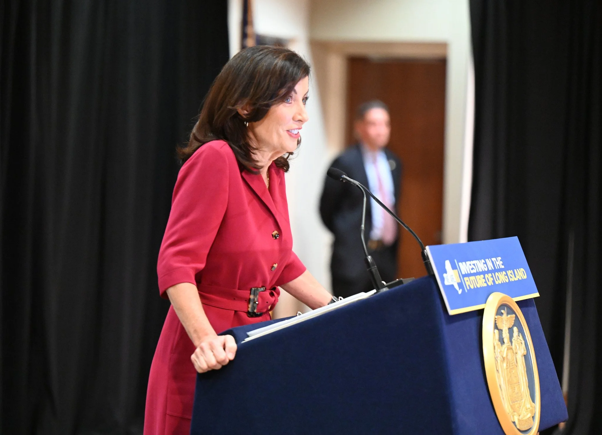 Judge recertification bill hits gov’s desk