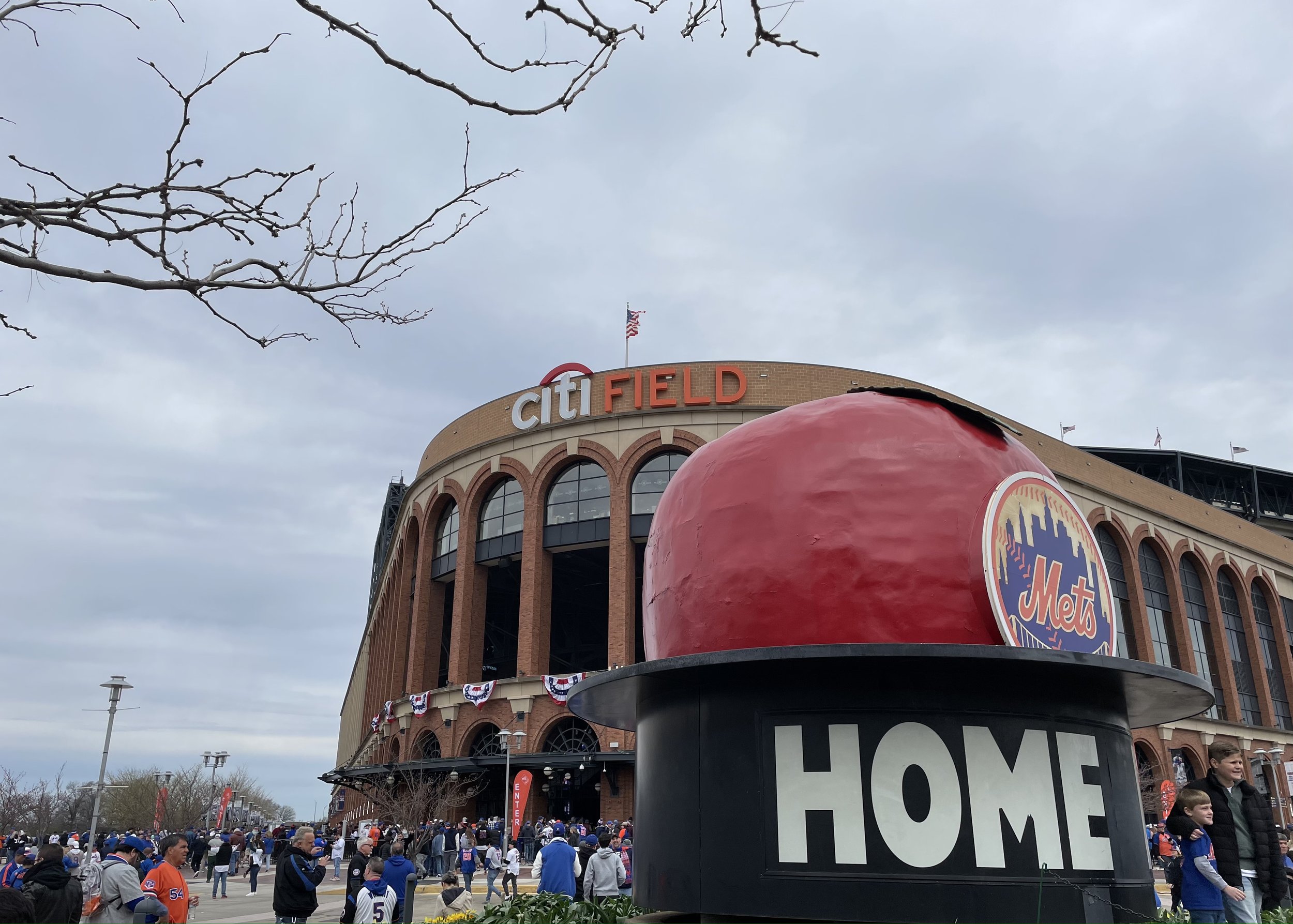 At Mets home opener, change is just around the corner