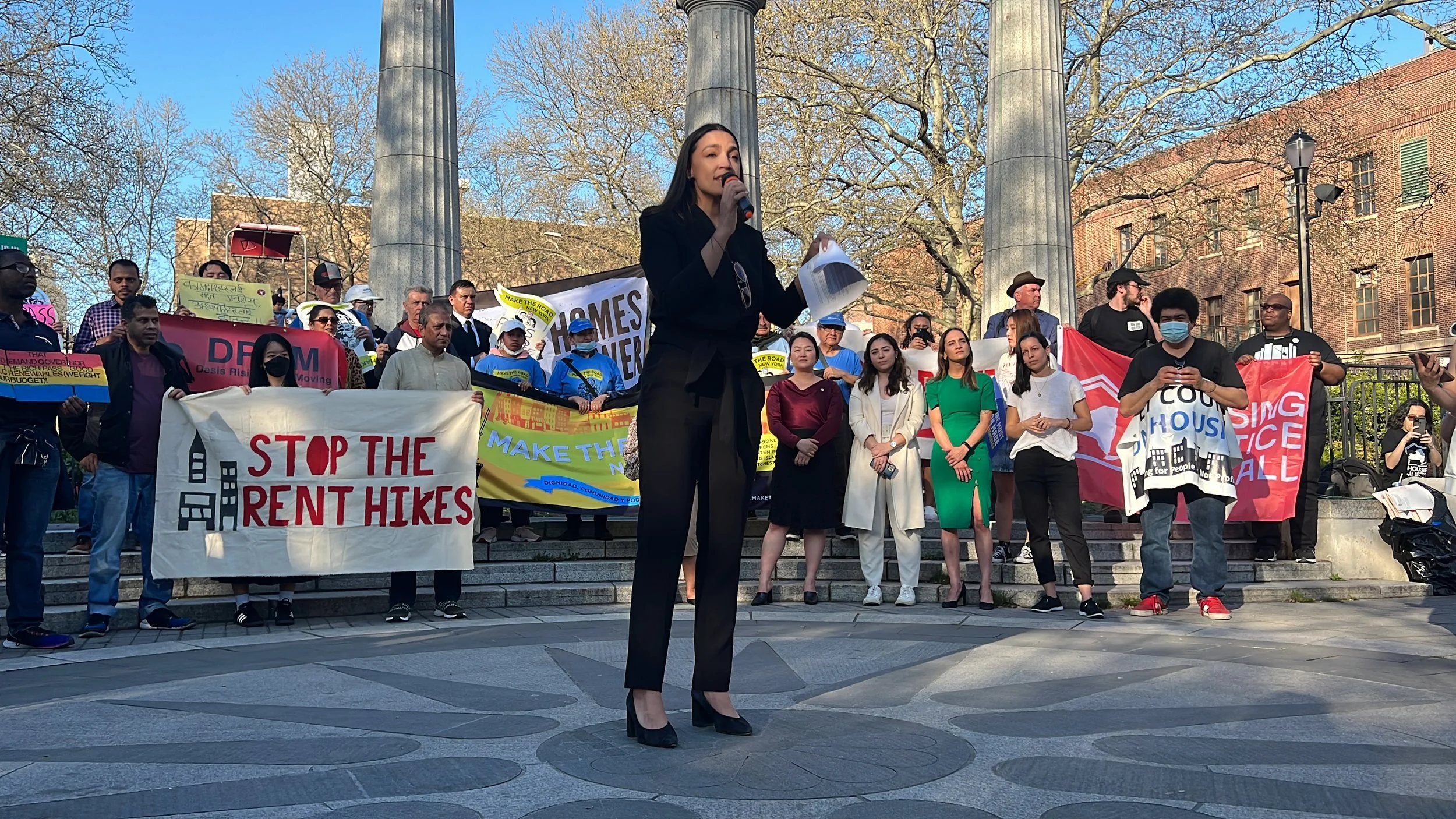 Queens progressives rally in Astoria for budget goals 