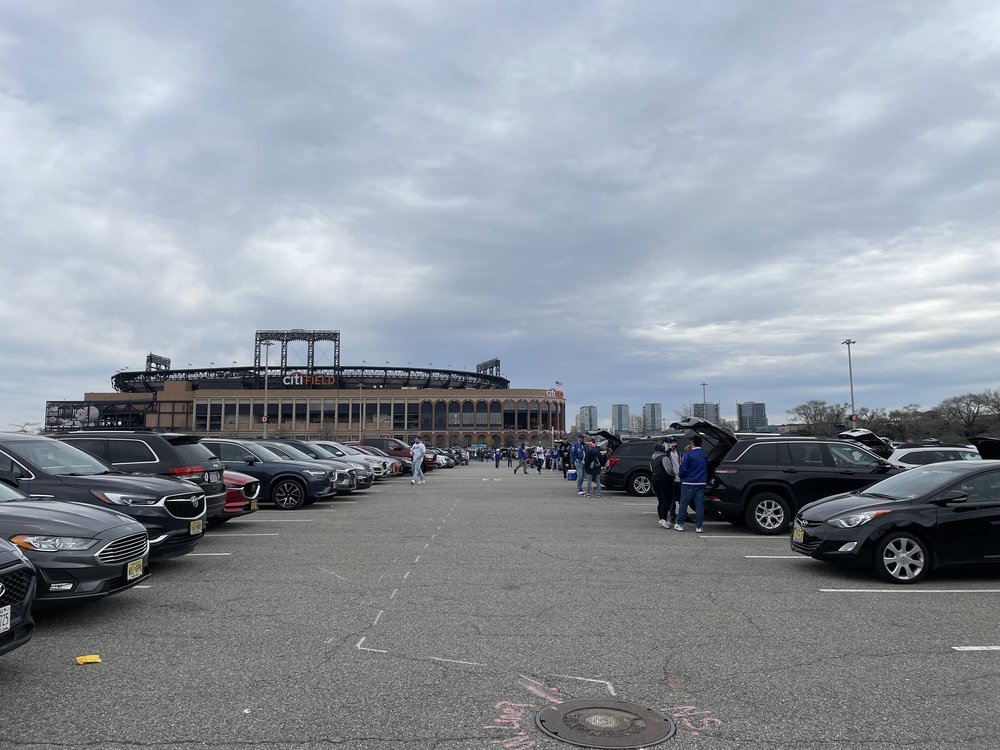 Mets to wear black for Friday's playoff opener at Citi Field: report