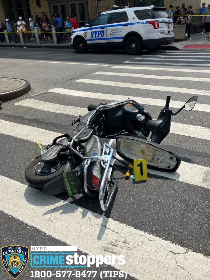 Gunman on scooter terrorizes Queens and Brooklyn 