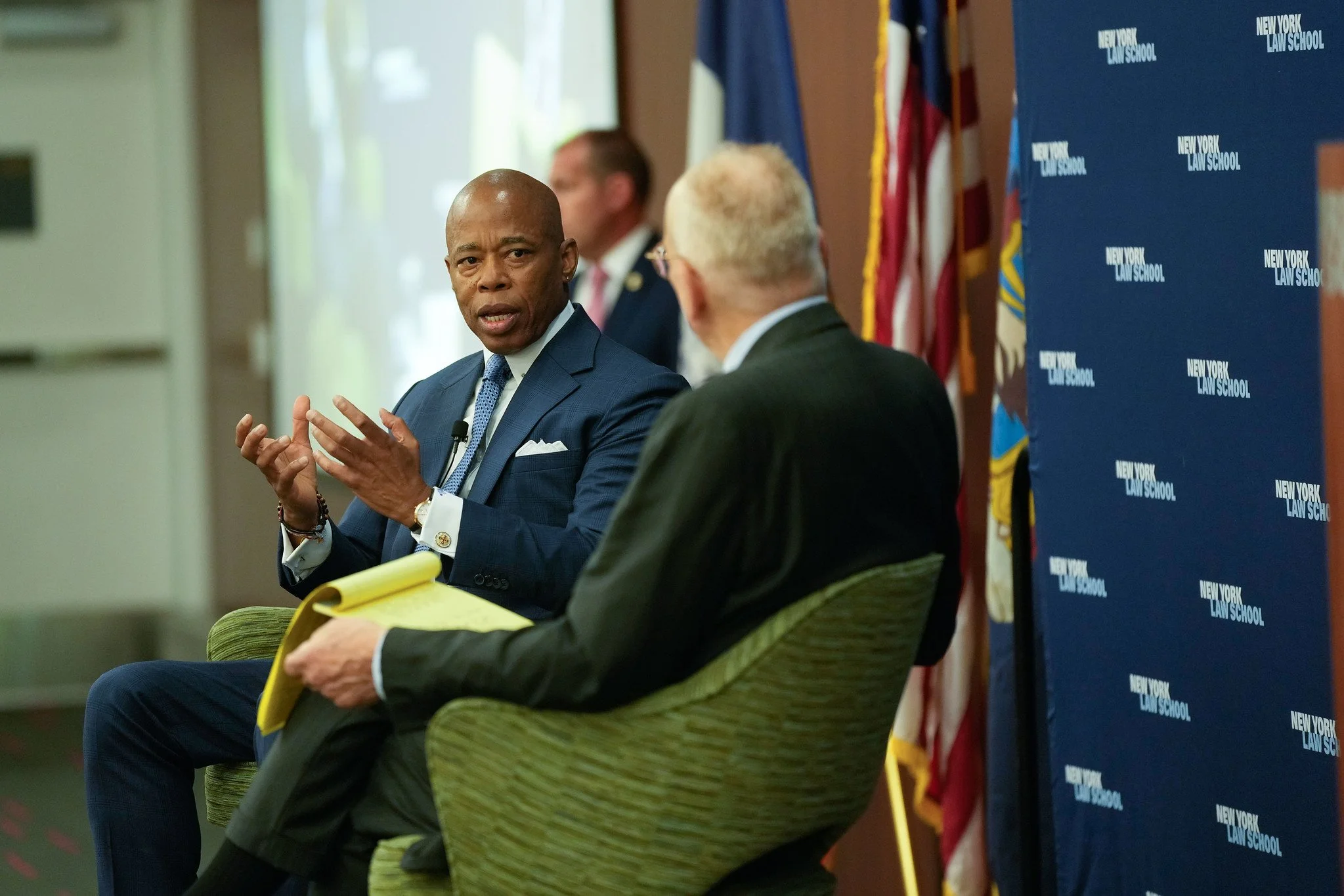 Mayor calls for new Rikers closure proposal as his administration fails to follow current plan