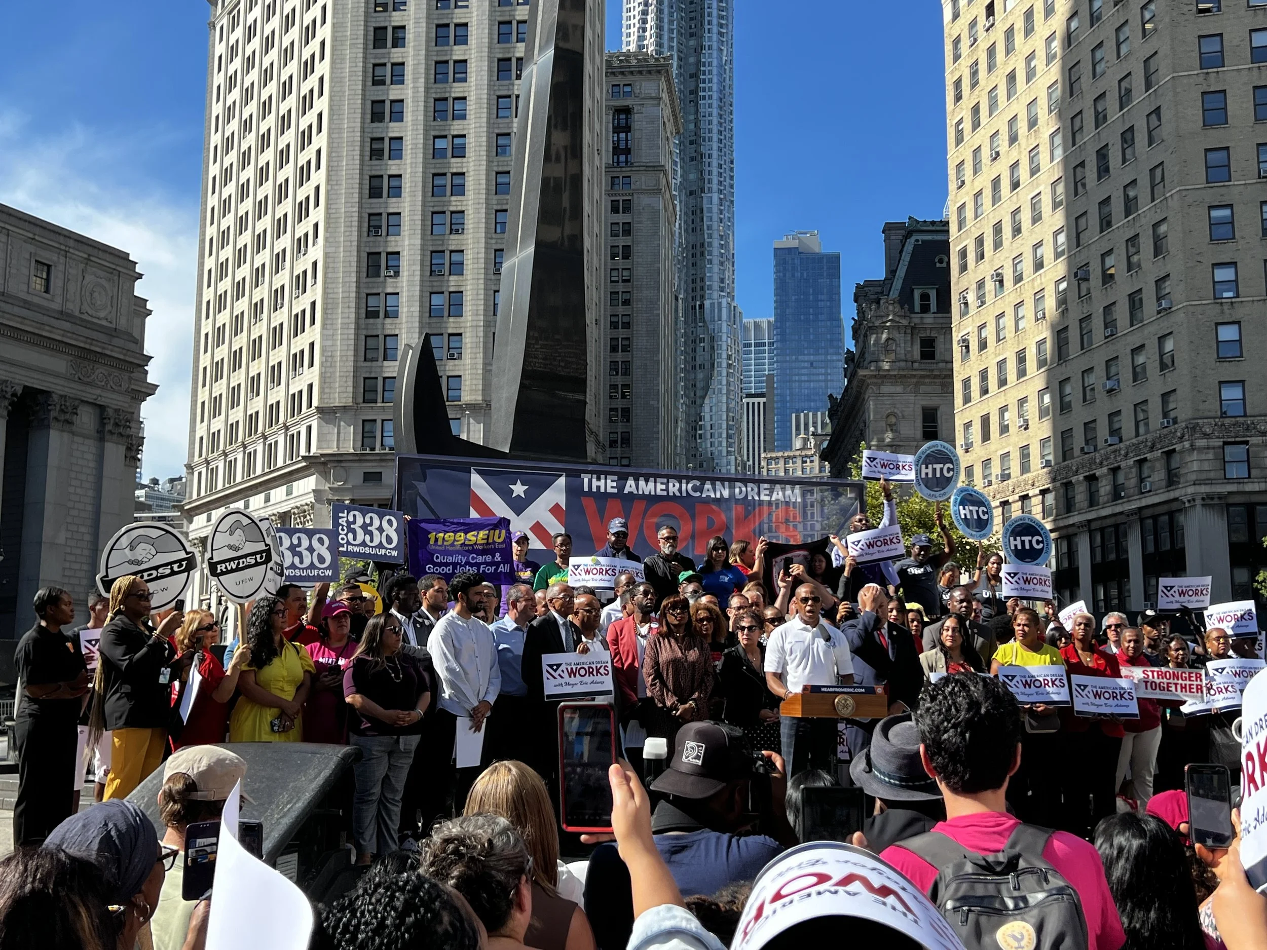  Top city leaders stand side-by-side to call for migrant assistance 