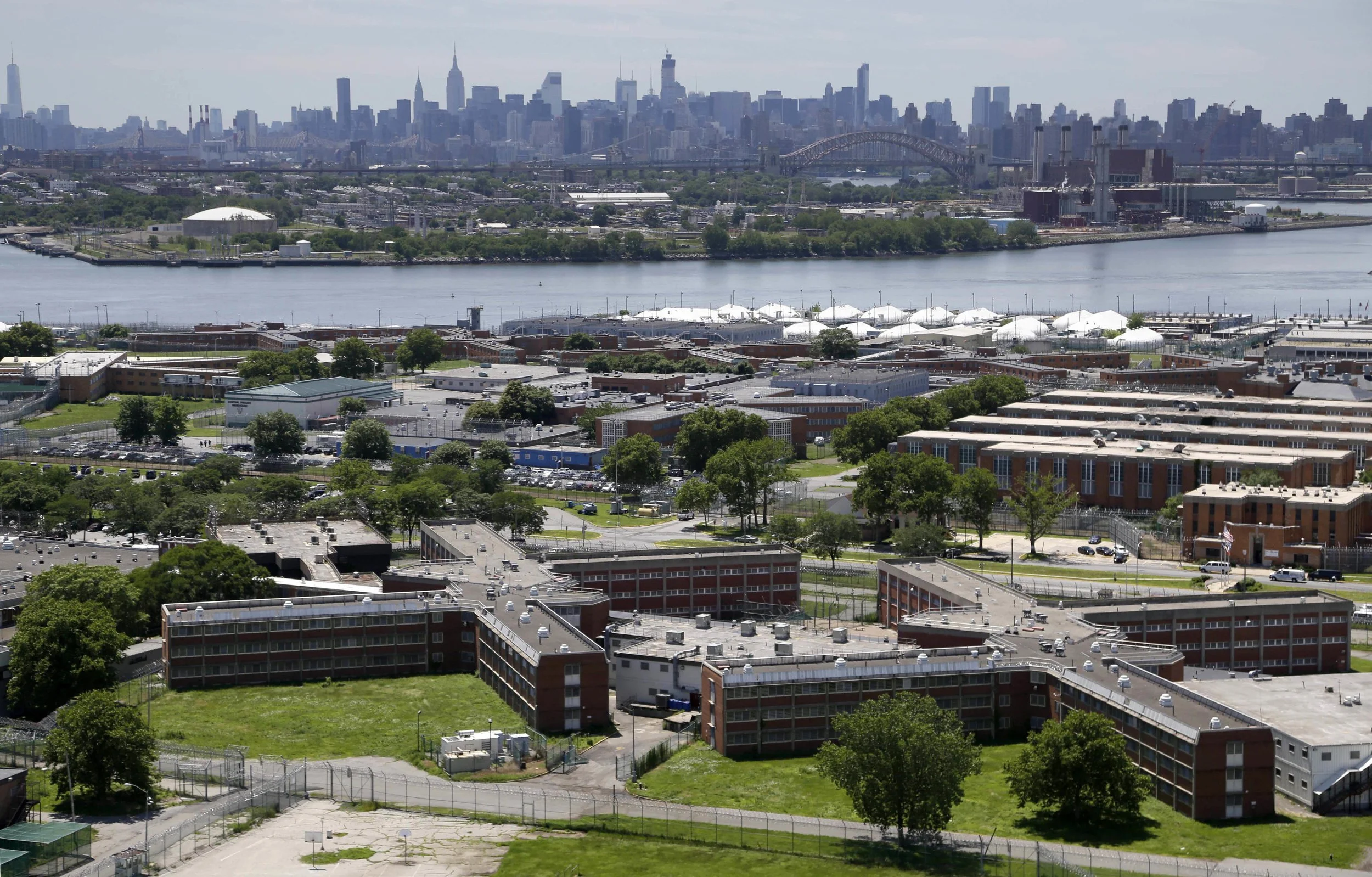 Monitor says Rikers is getting worse as detainee becomes 9th to die this year