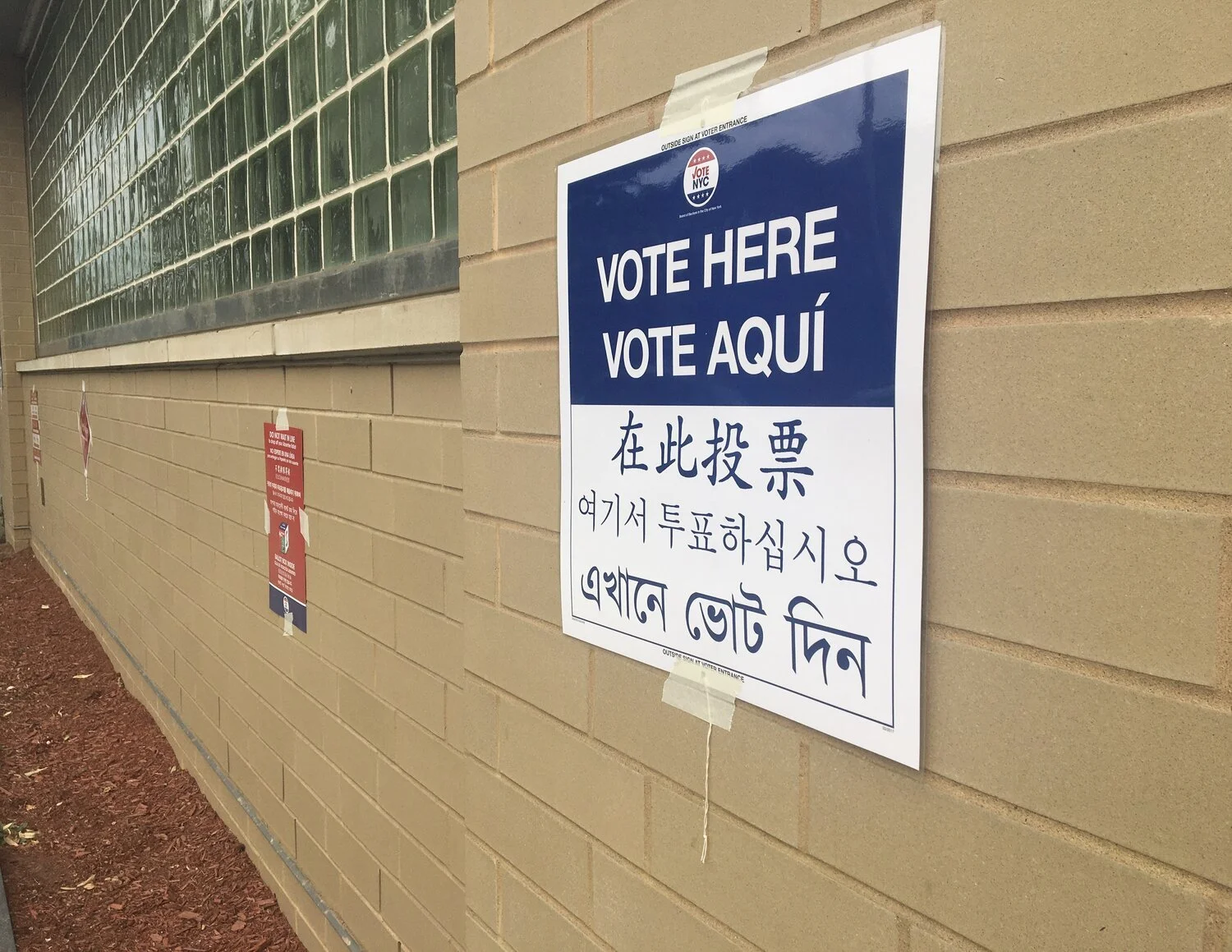 With a month before the election, how much cash does each Council candidate have?