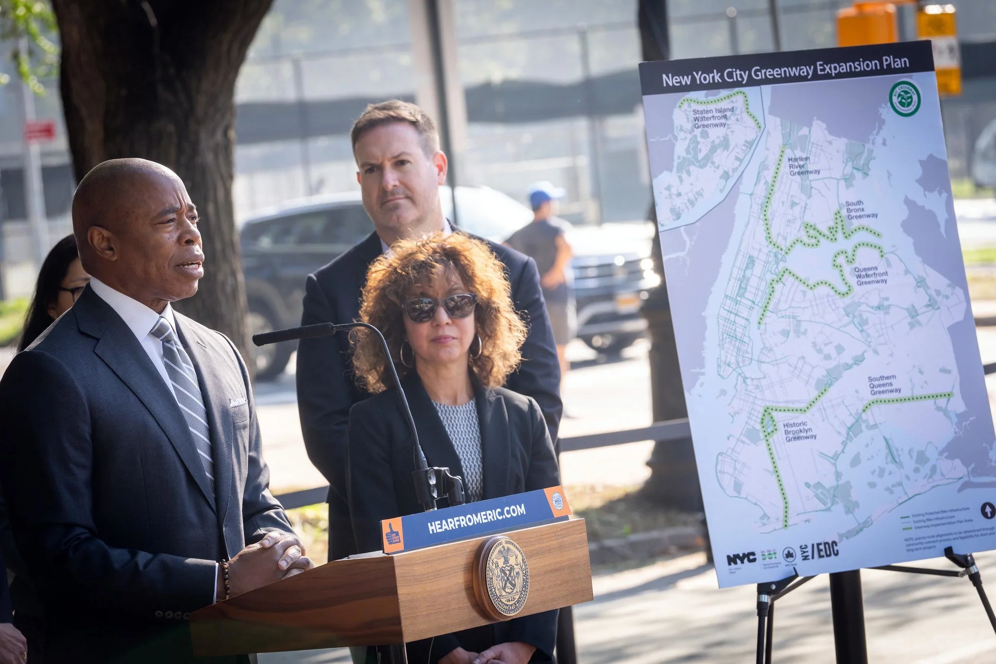Two new greenways to be built in Queens