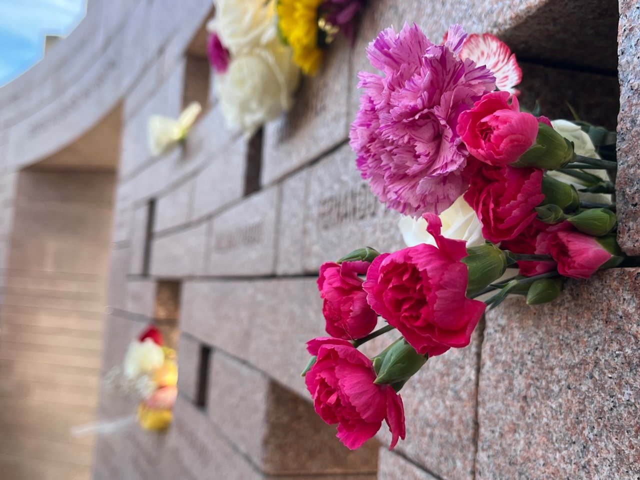 Families remember Flight 587 in Rockaway 