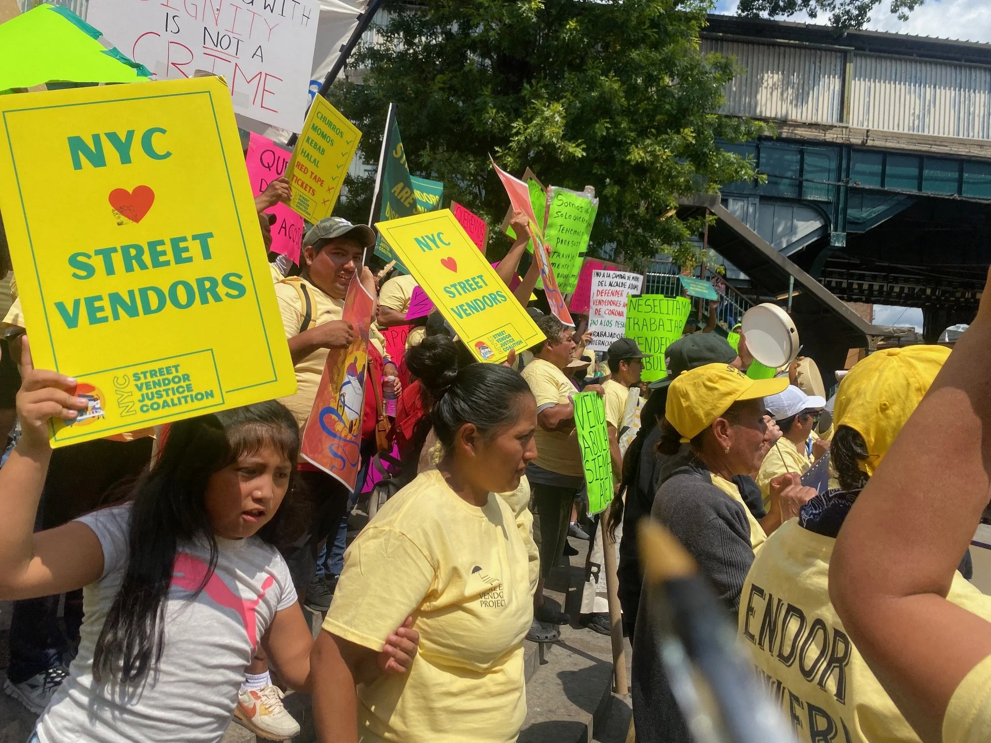 Vendors to return to Corona Plaza