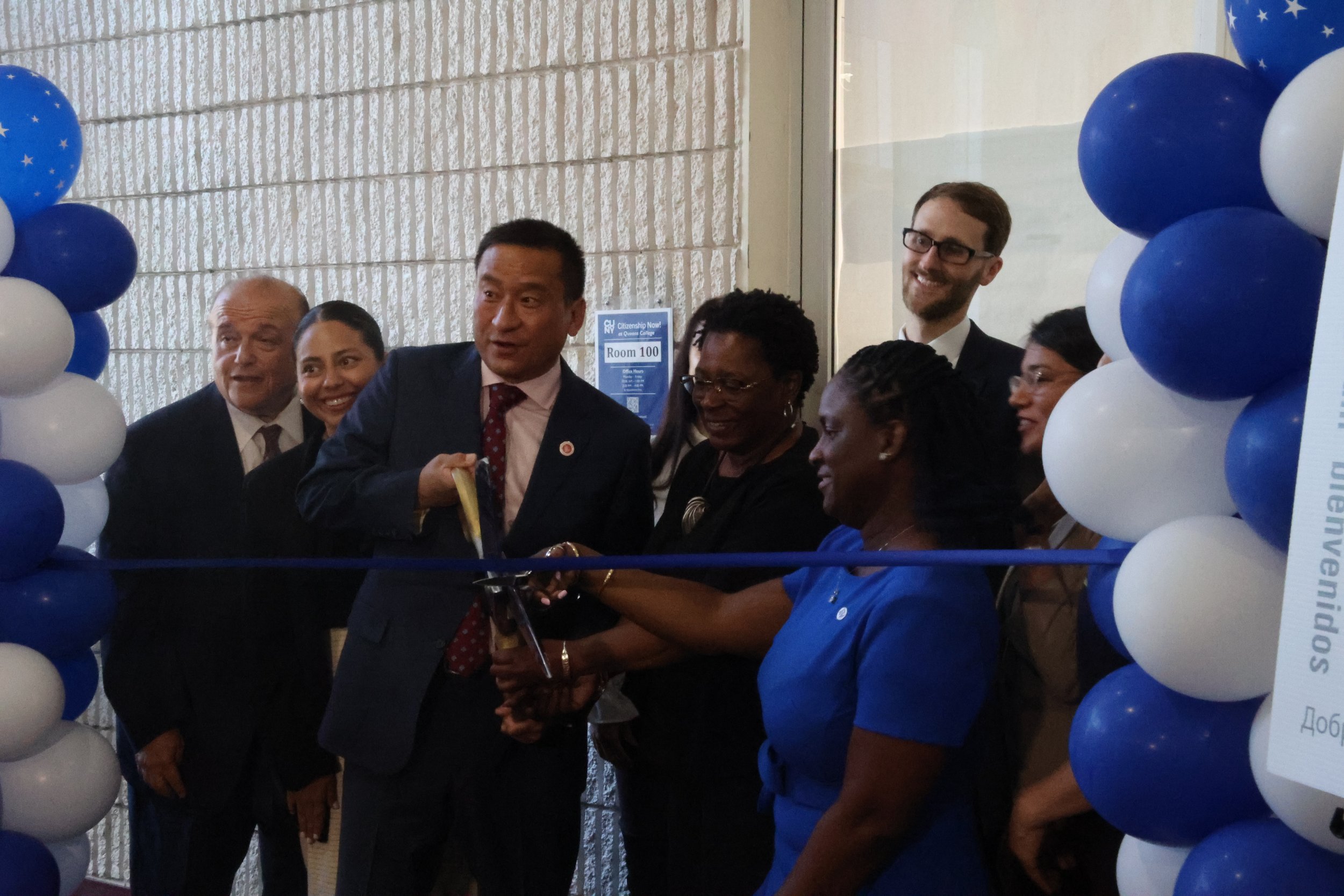 Immigrant legal services office opens at Queens College 