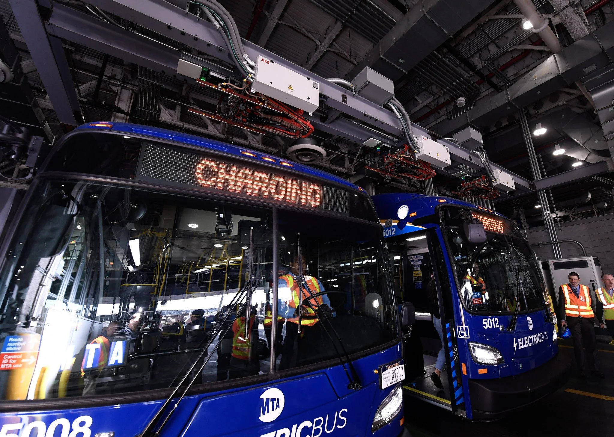 Sixty new electric buses to join MTA fleet in Queens, other boroughs 