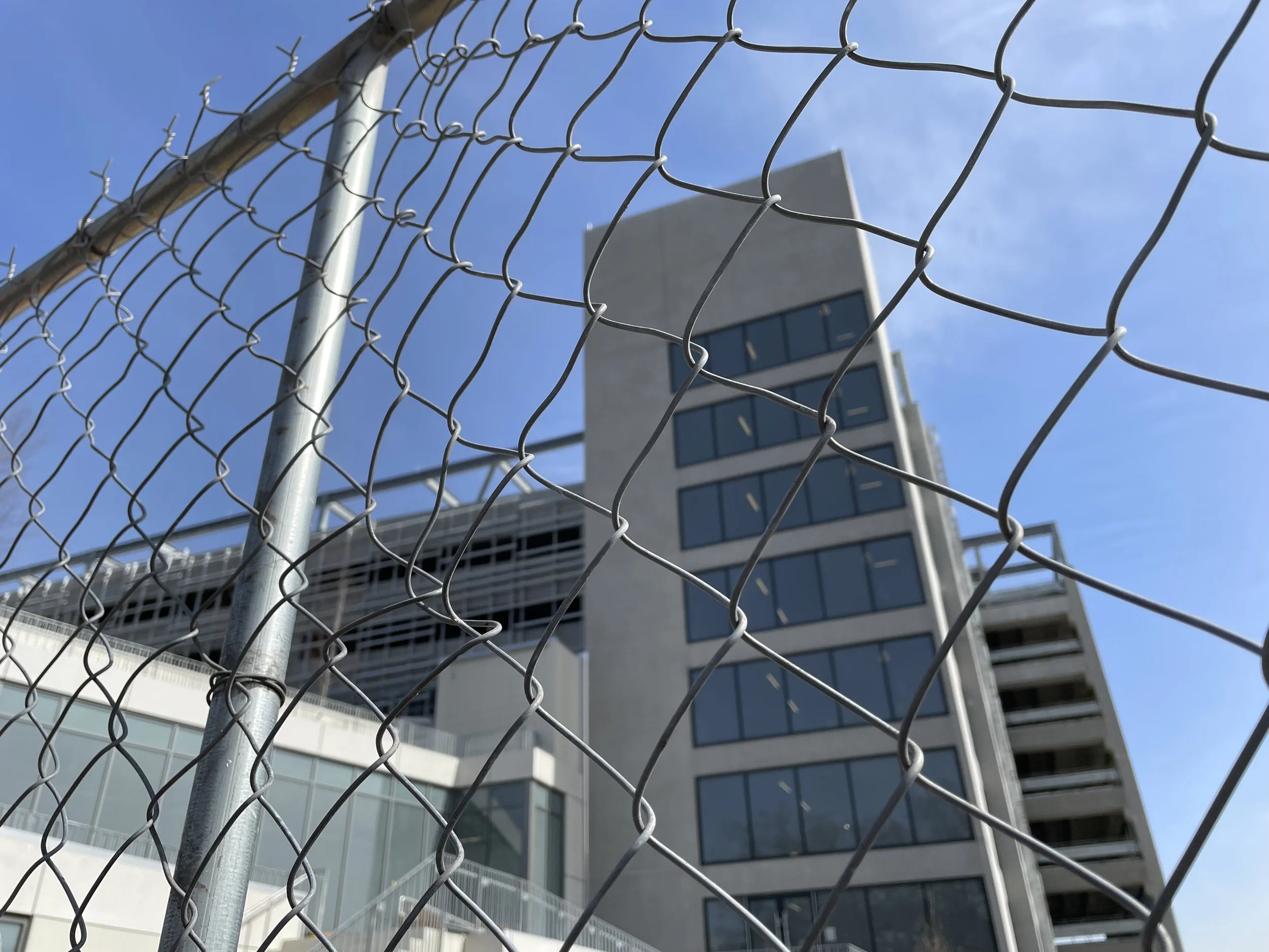 ‘A little perplexed’: Questions raised over city’s $4 billion contract for construction of Queens jail