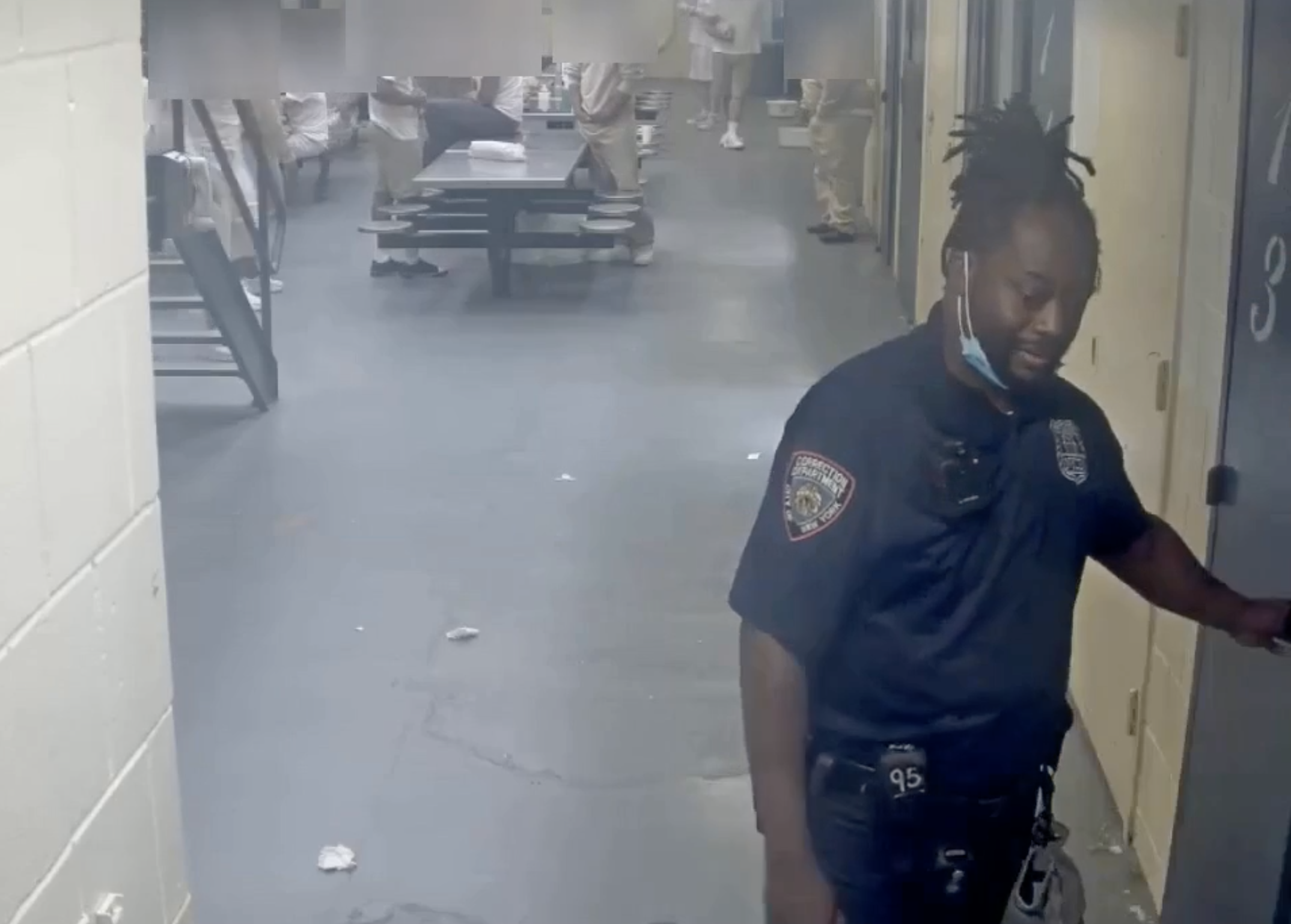 AG won’t bring charges against officer who didn’t call for help as detainee died