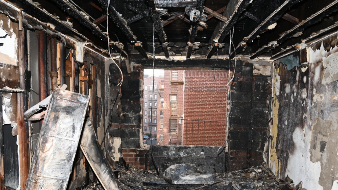 Flushing man pleads guilty to firebombing Queens apartment