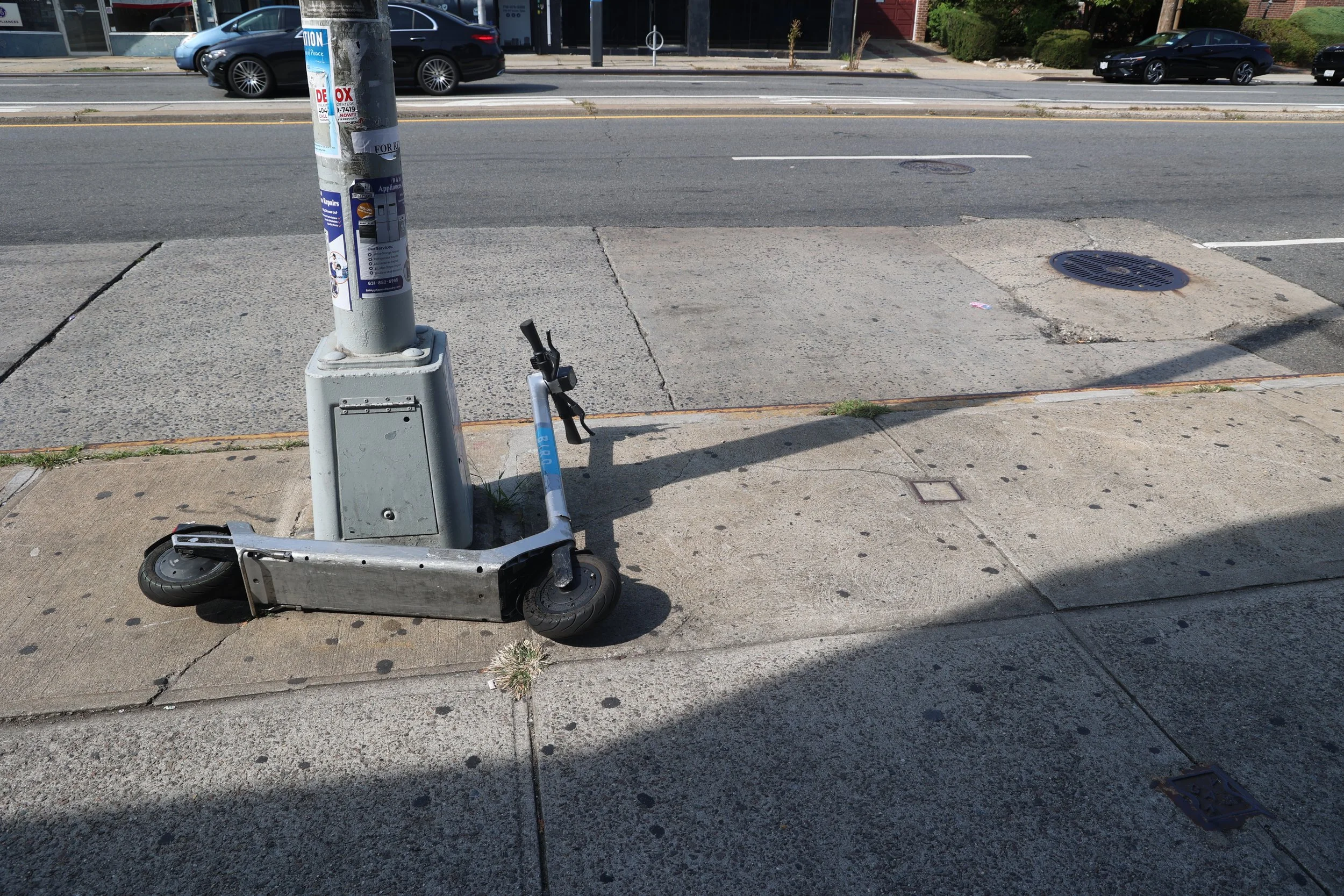 DOT says people are generally happy with controversial Queens e-scooter pilot