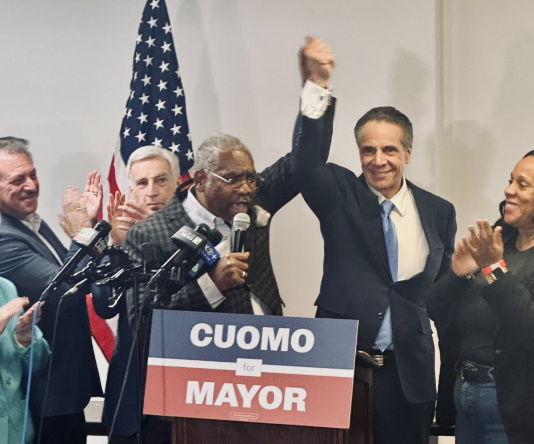 Queens Dems back Cuomo