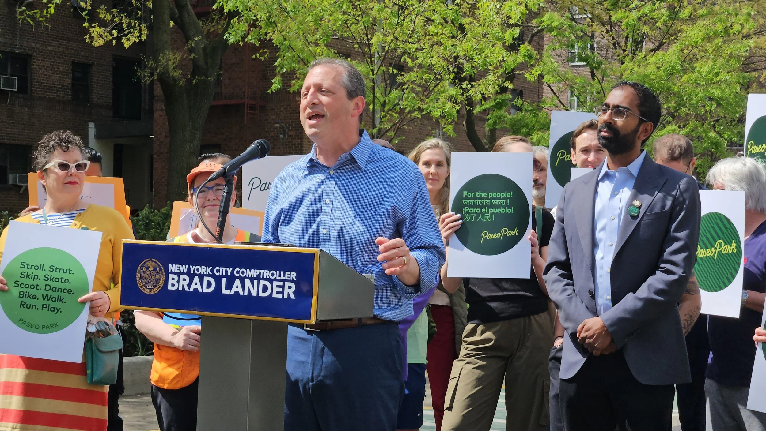 Comptroller calls on support for Open Streets as the program shrinks