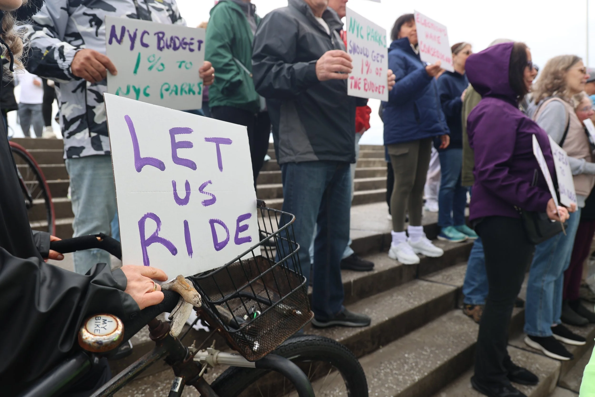 Rockaway locals oppose boardwalk bike ban 