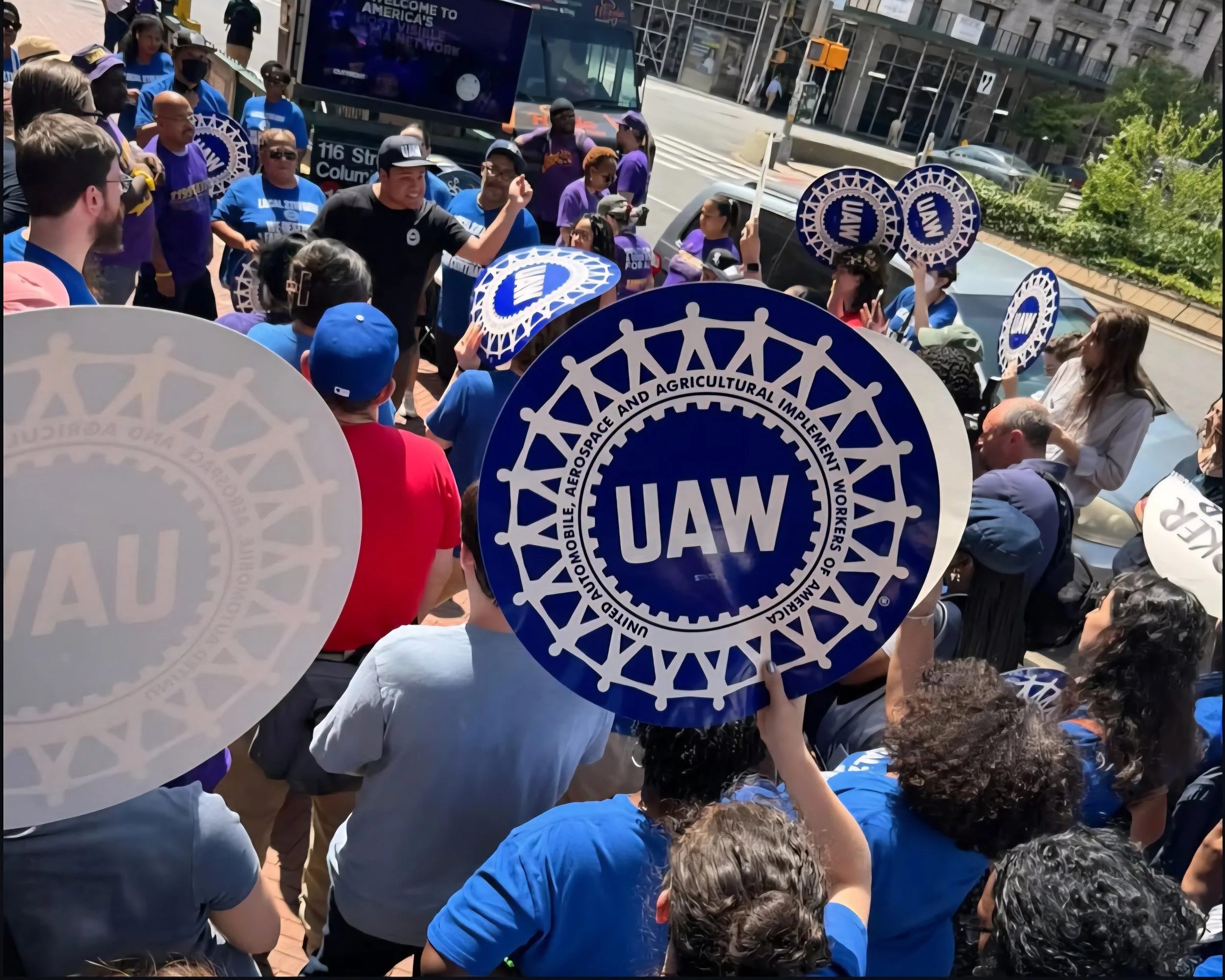 Public defenders to return to work nearly two months after striking