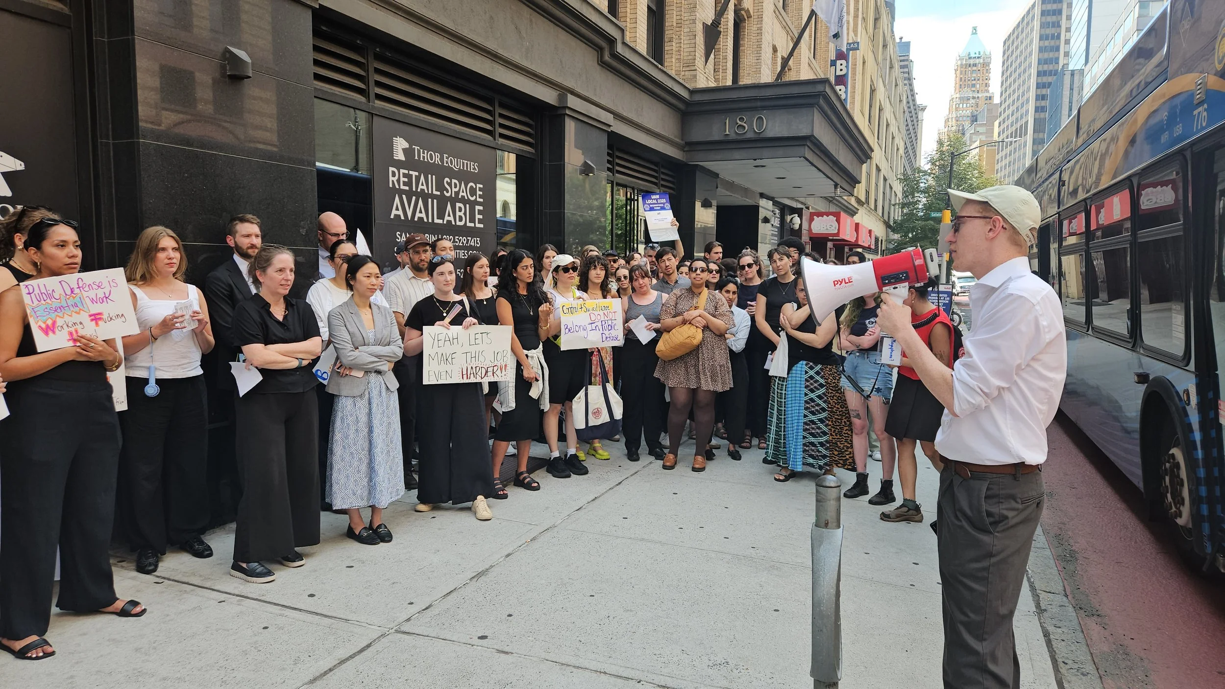 Union pickets new work policies for Brooklyn and Queens public defenders
