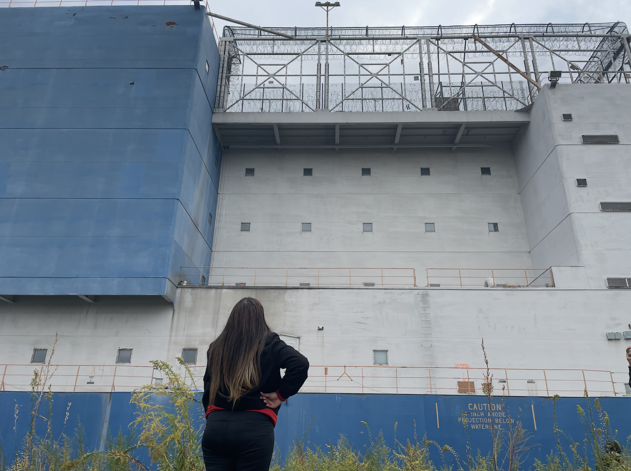 Notorious jail barge cut from city’s shores 