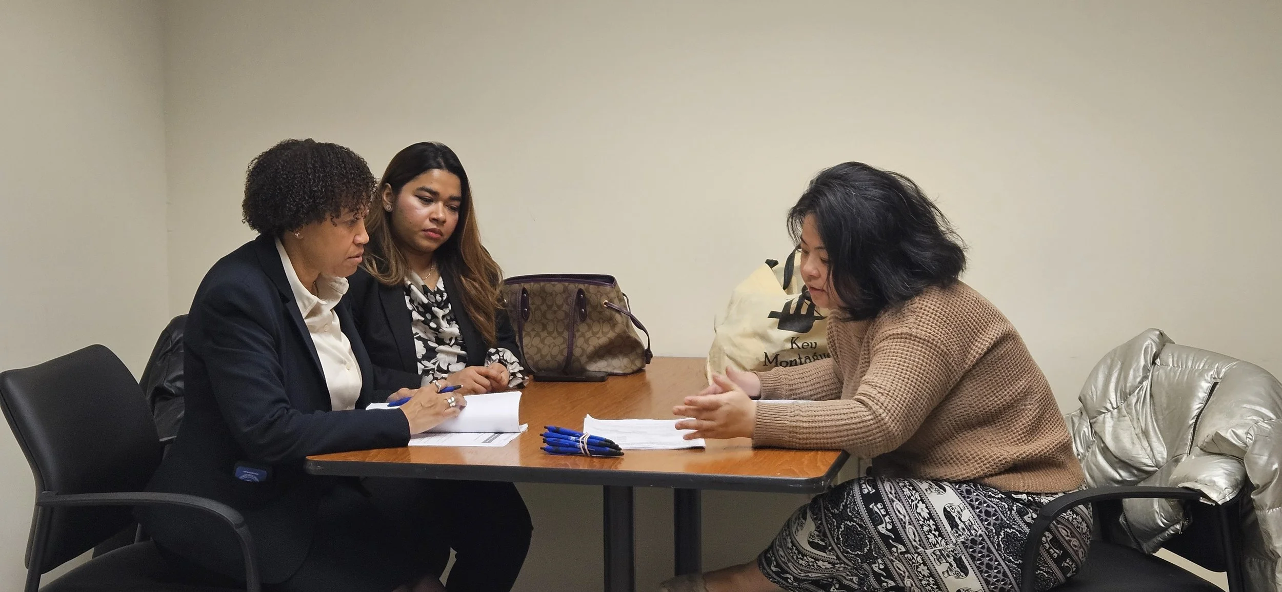 Attys and law students offer free legal services at Queens Civil Court
