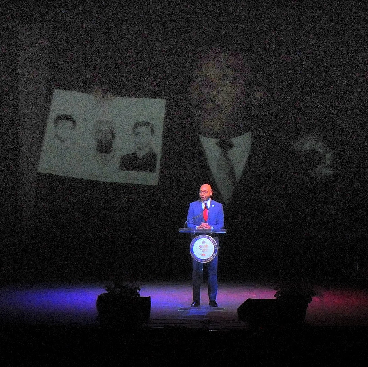 ‘Queens chooses not to comply’: Richards rebukes Trump at inauguration