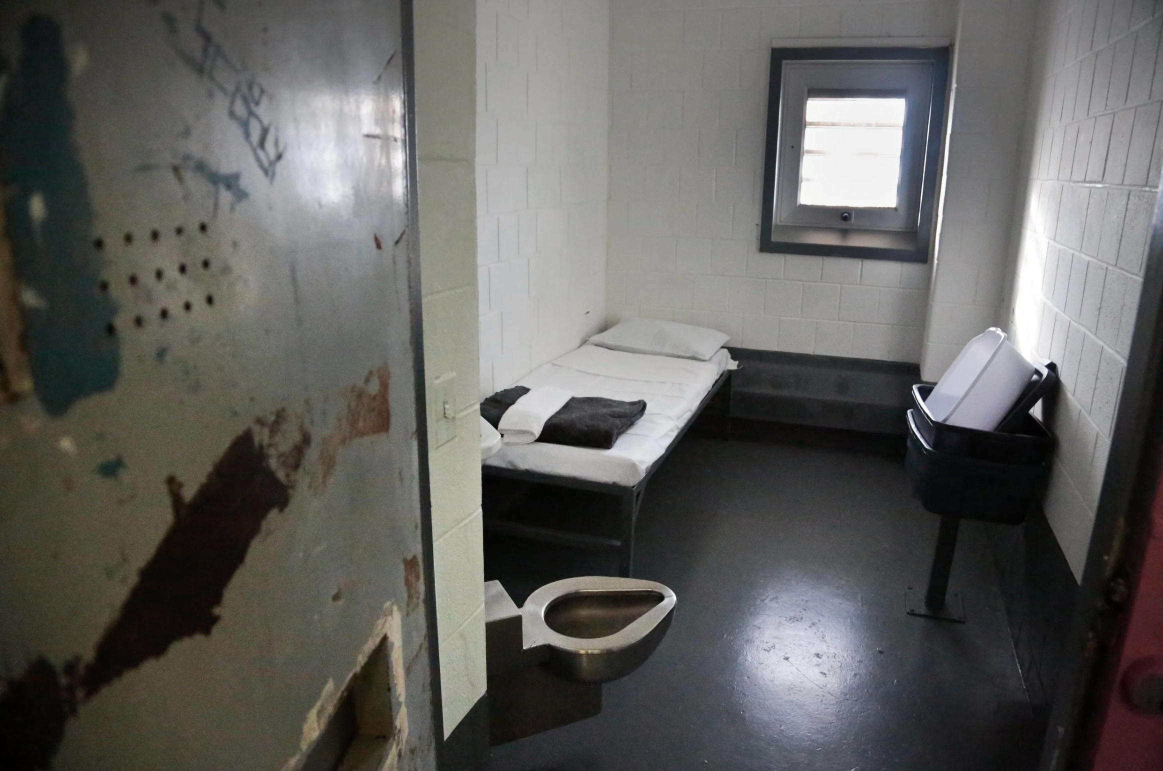 City unveils plan to comply with jail oversight rules, solitary confinement ban