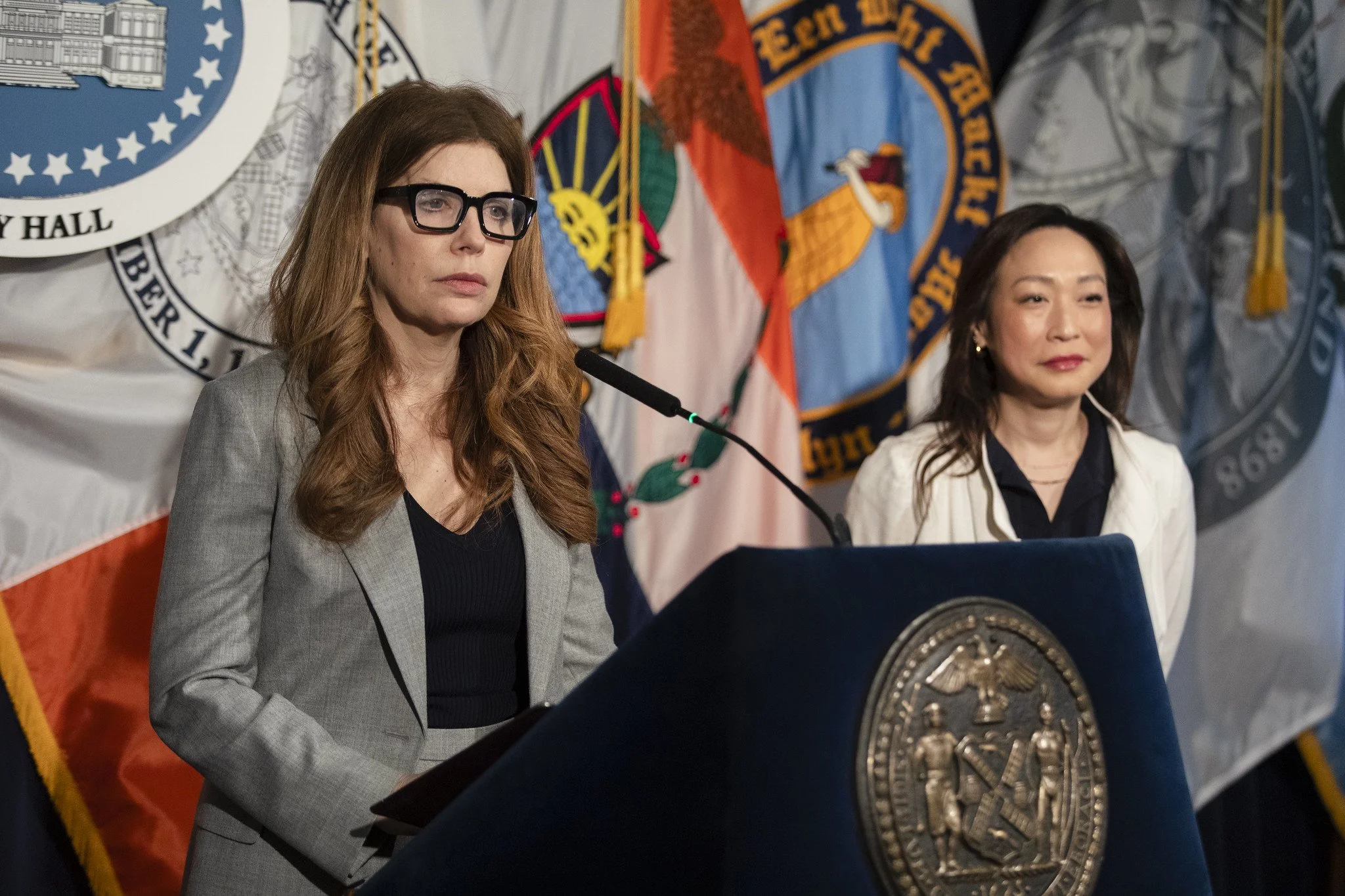 Council and mayor at odds over budget