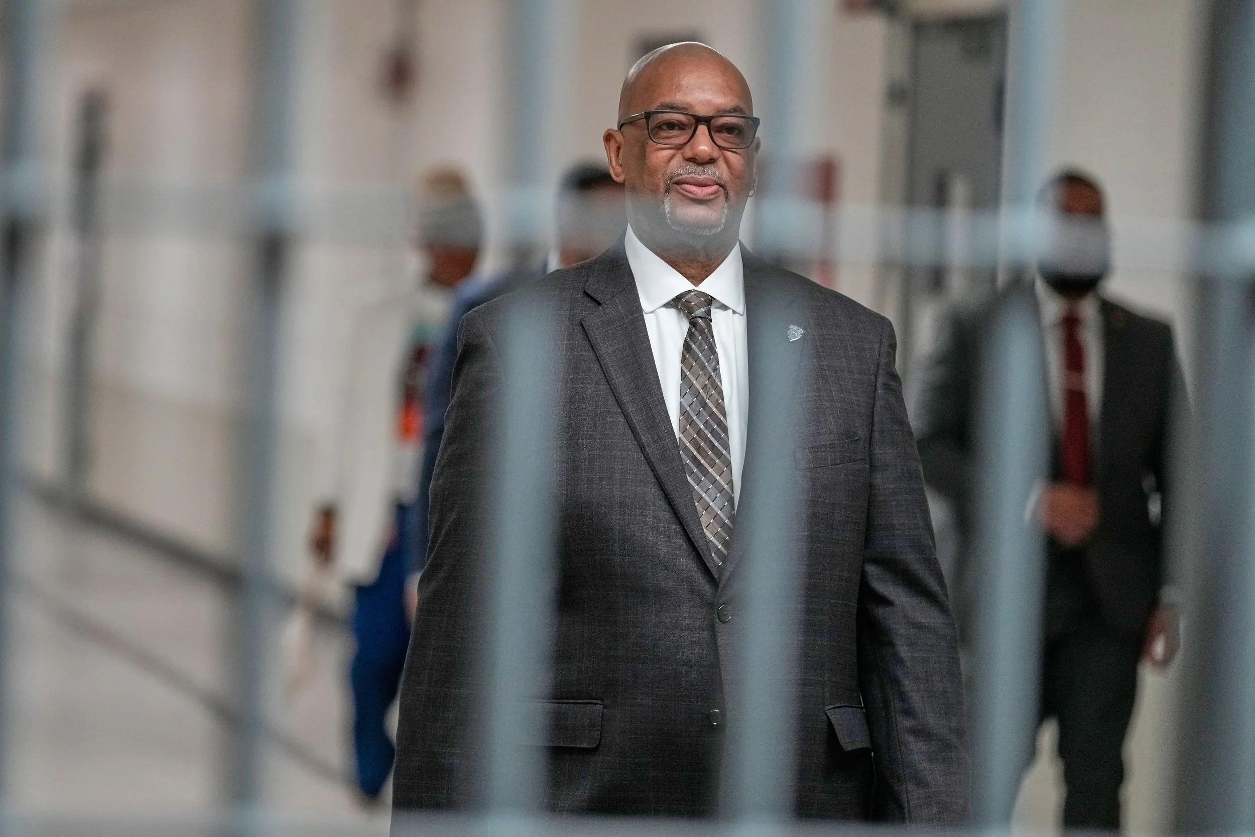 New Rikers leadership earns praise, but violence persists, report says