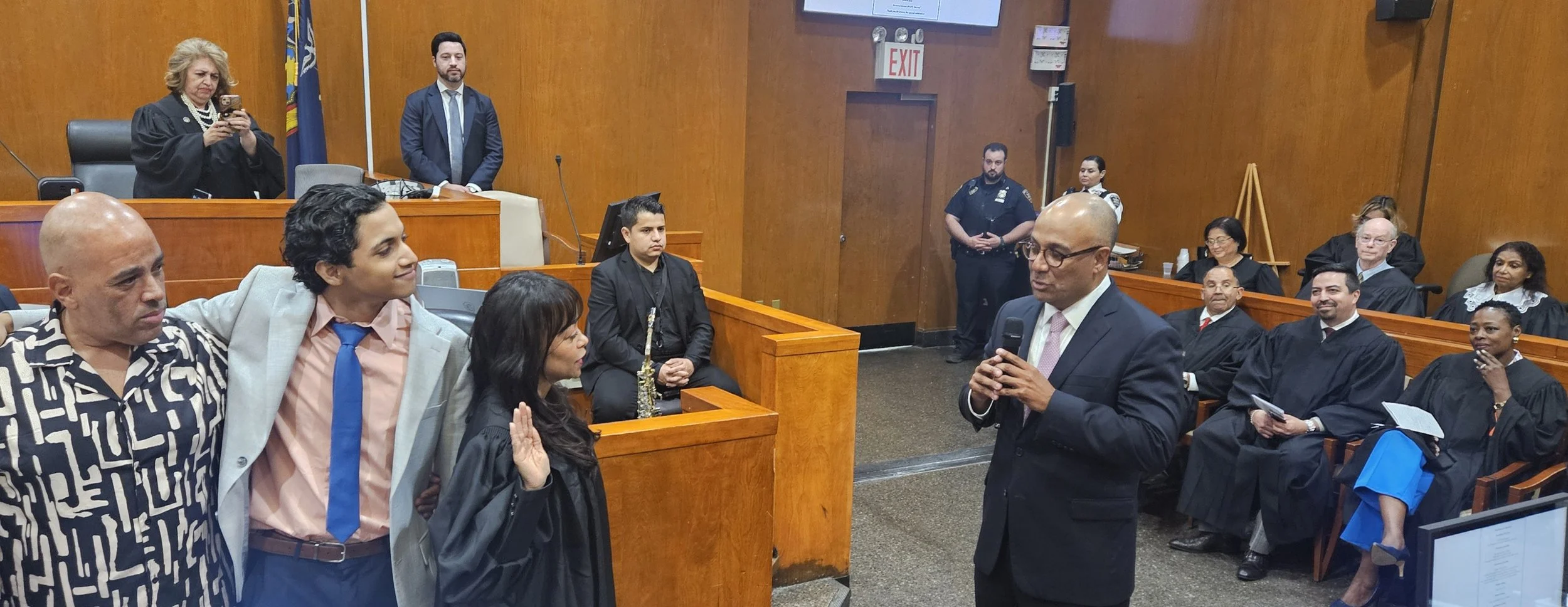 Justice Sandra Perez inducted into Supreme Court