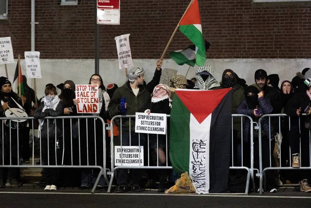 Pols condemn ‘Hamas’ chants at Queens protest — Queens Daily Eagle